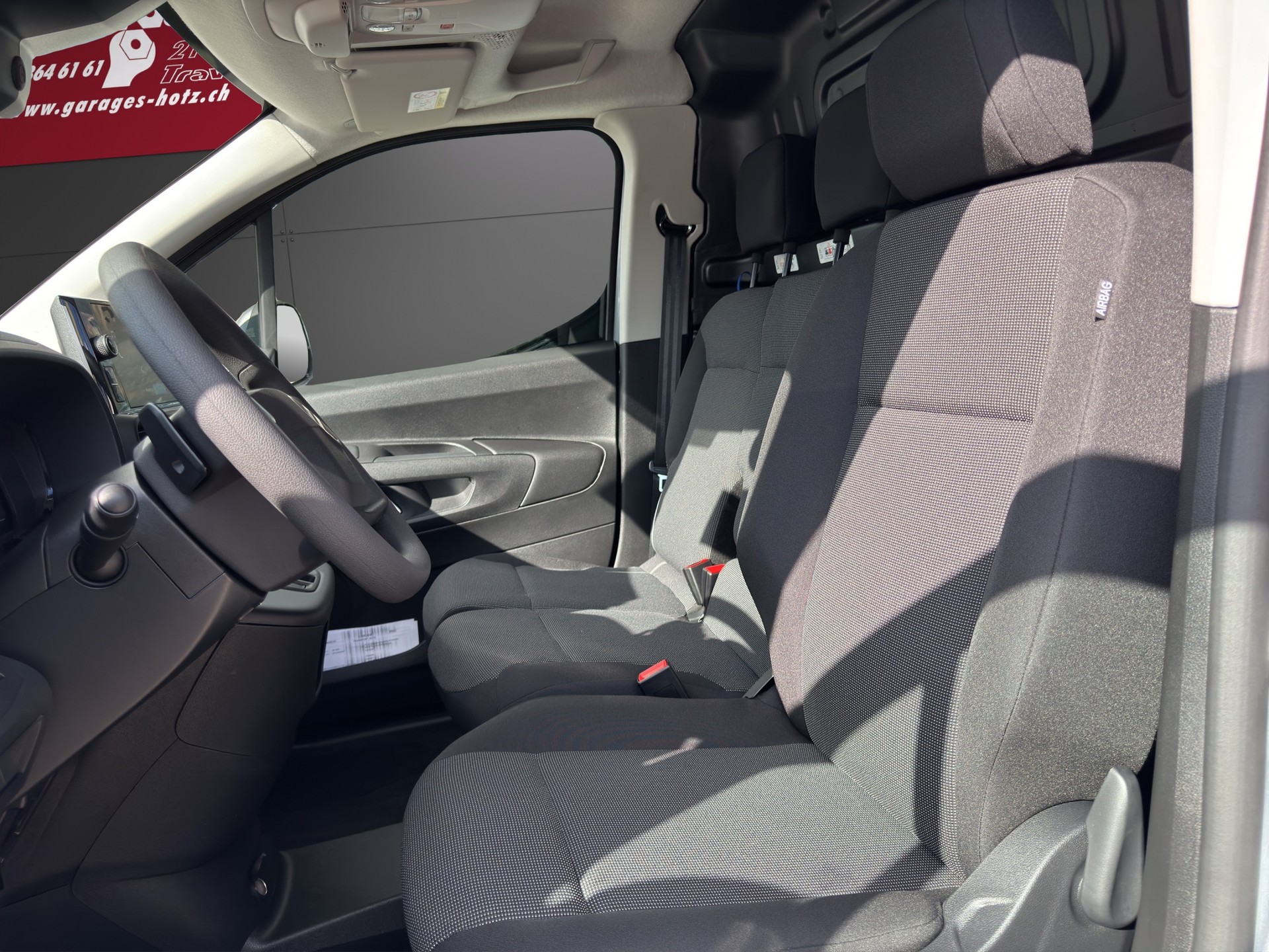 CITROEN Berlingo e VAN M First-image-5