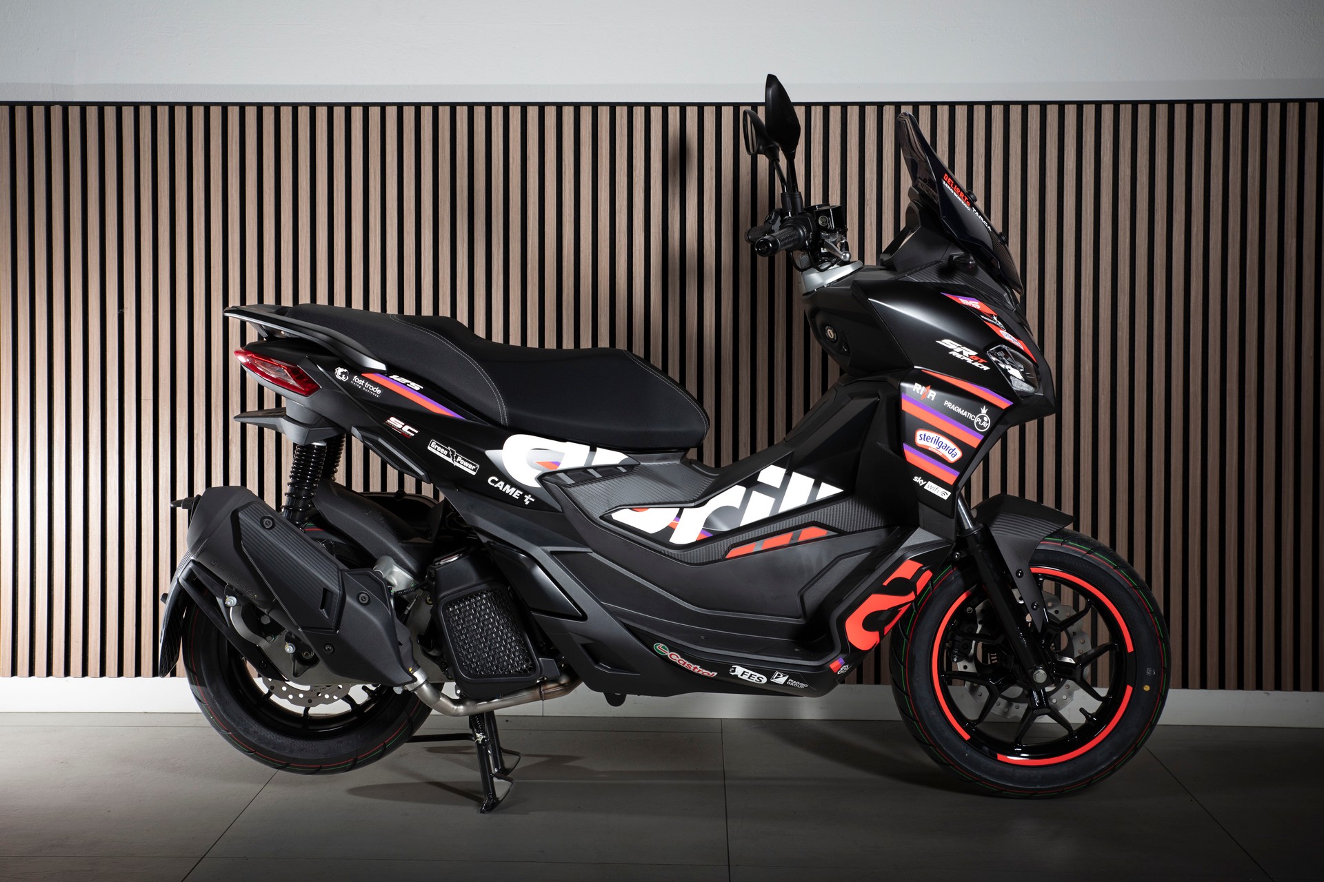 APRILIA SR 125 GT Replica ABS-image-1