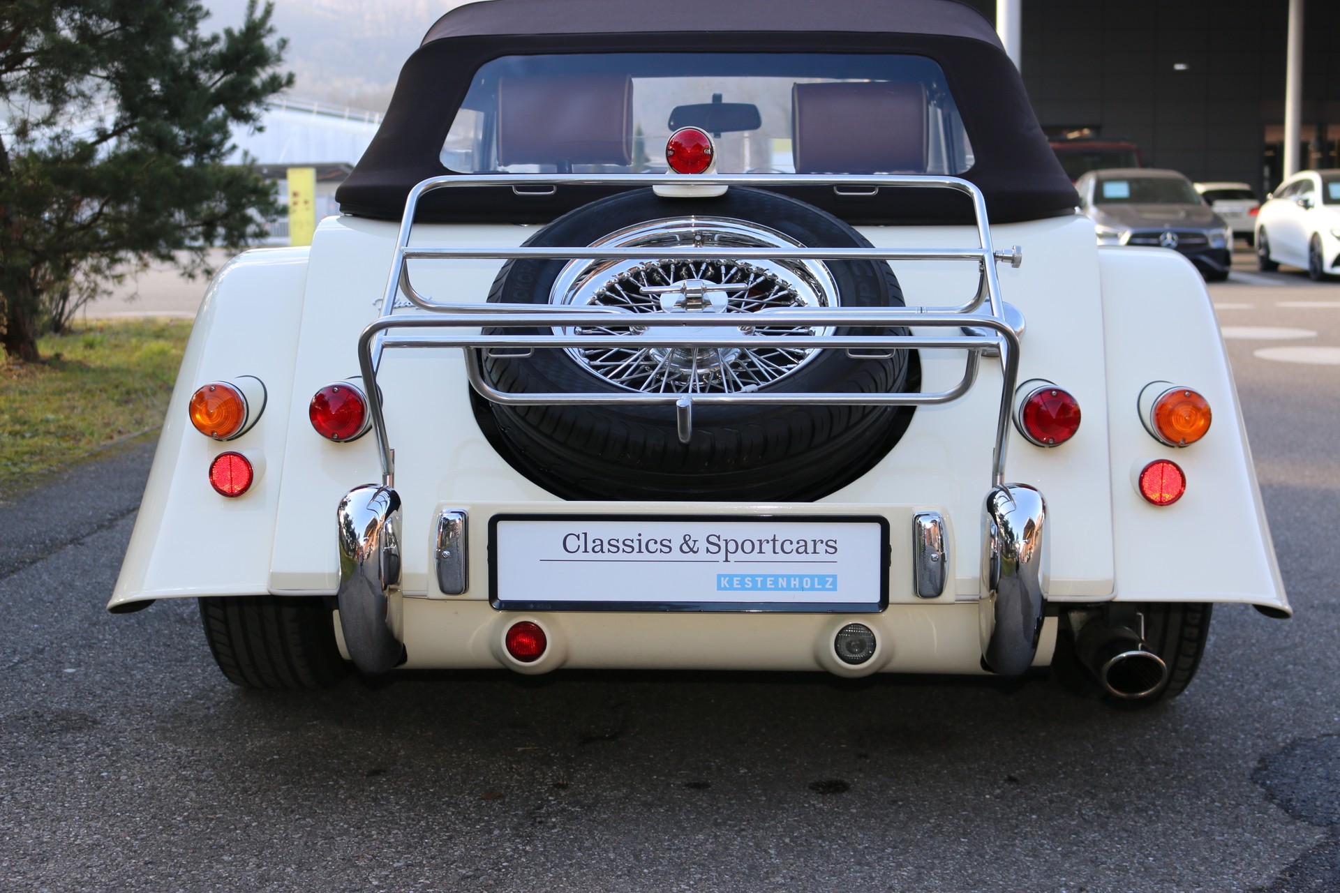 MORGAN Plus 4 2.0 Swiss Pack-image-4