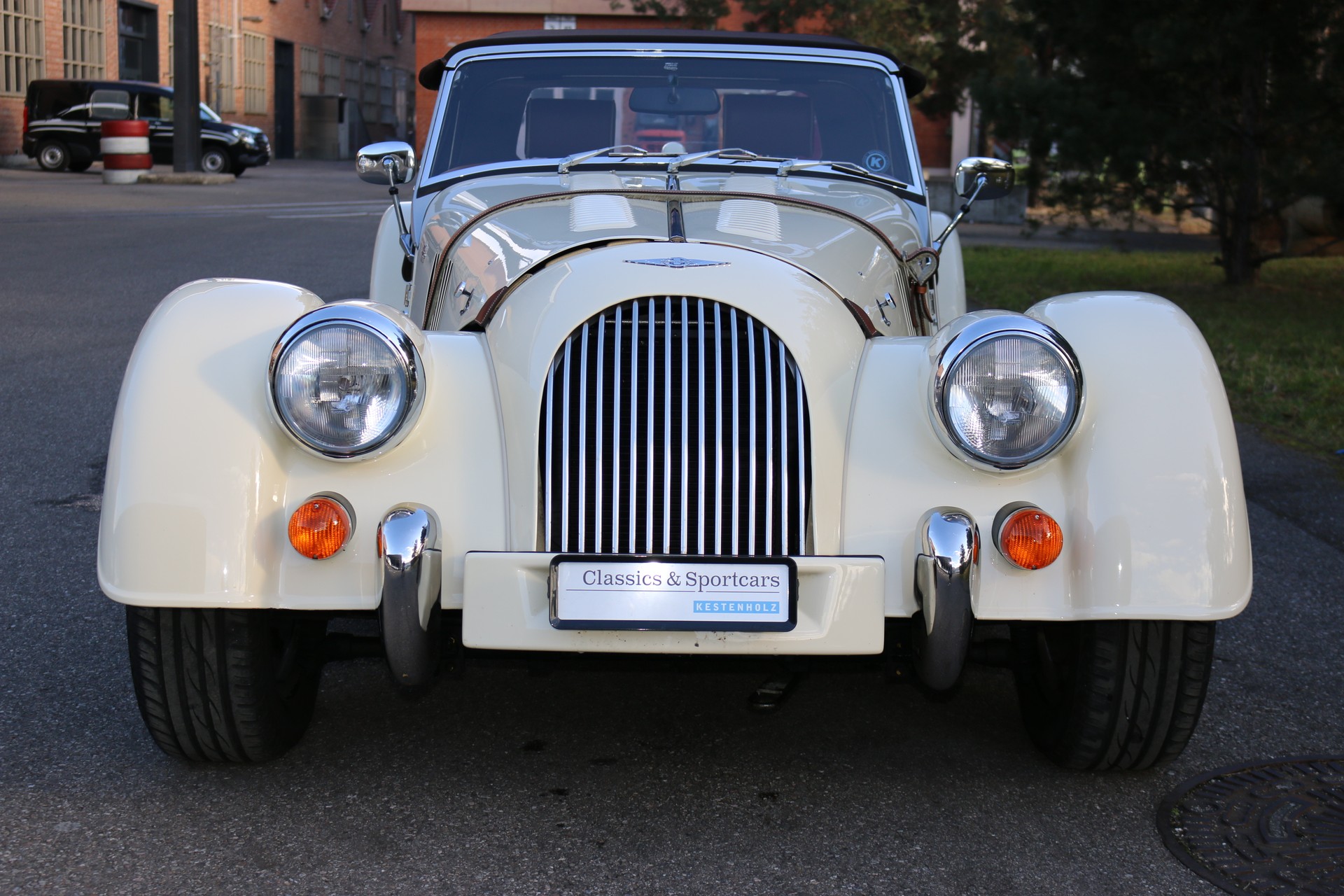 MORGAN Plus 4 2.0 Swiss Pack-image-2