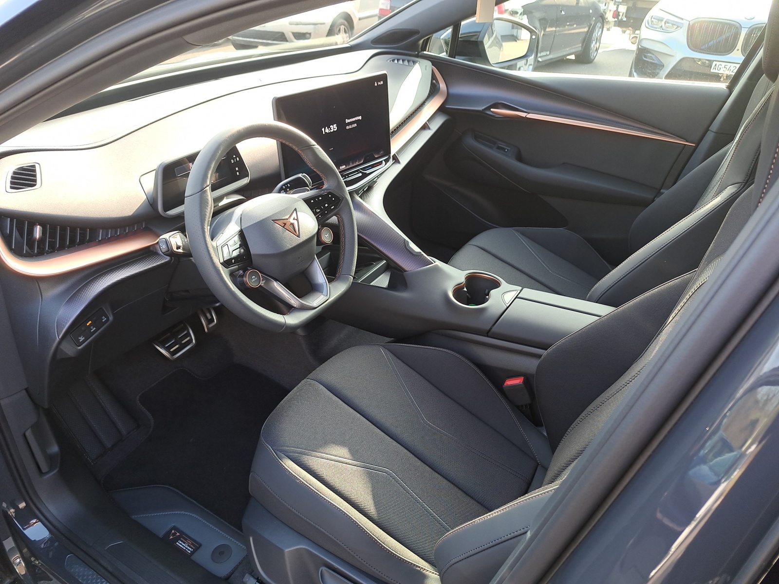 CUPRA Tavascan 77 kWh Edge 4D-image-18