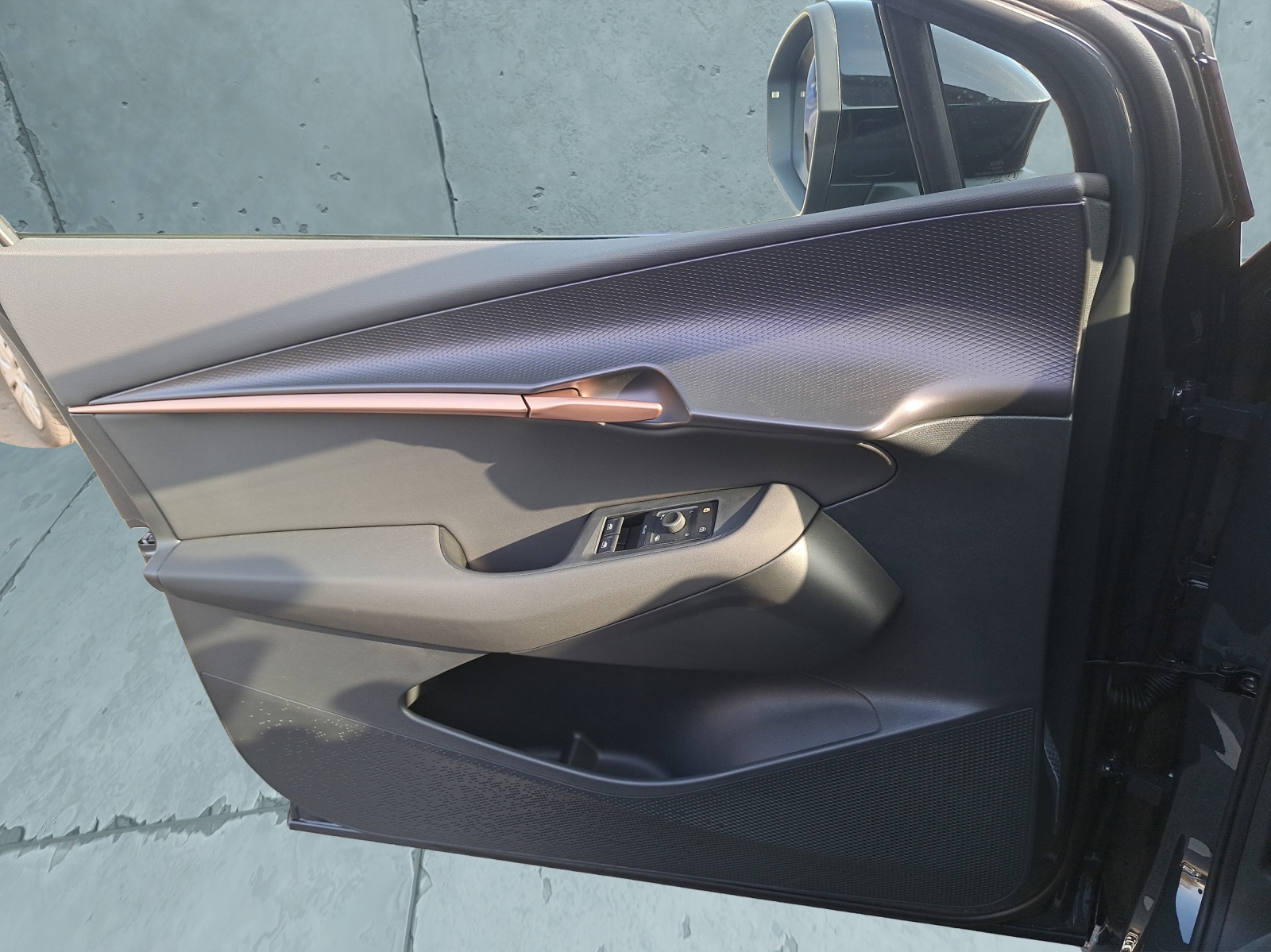 CUPRA Tavascan 77 kWh Edge 4D-image-14