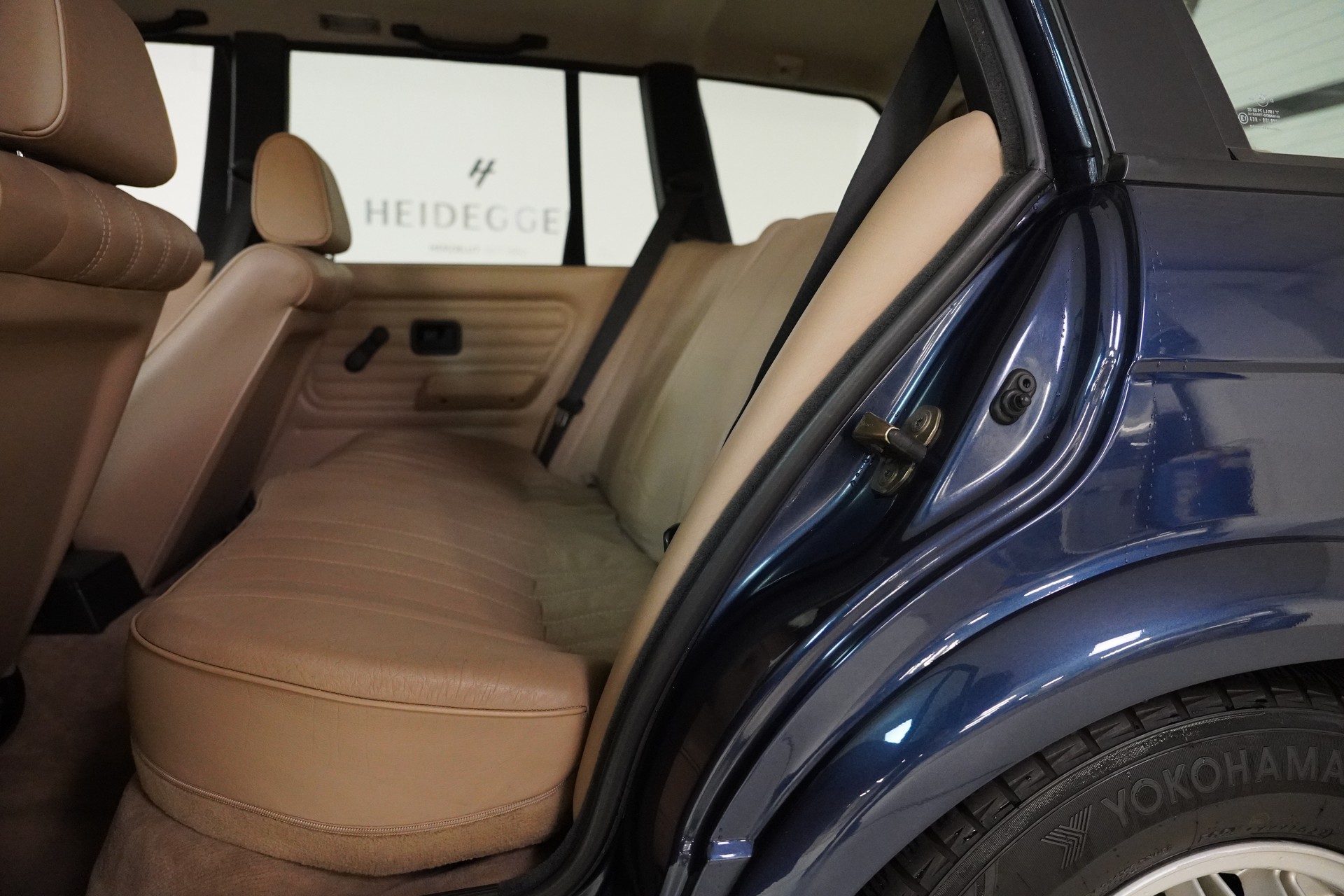 BMW 325iX A Touring-image-12