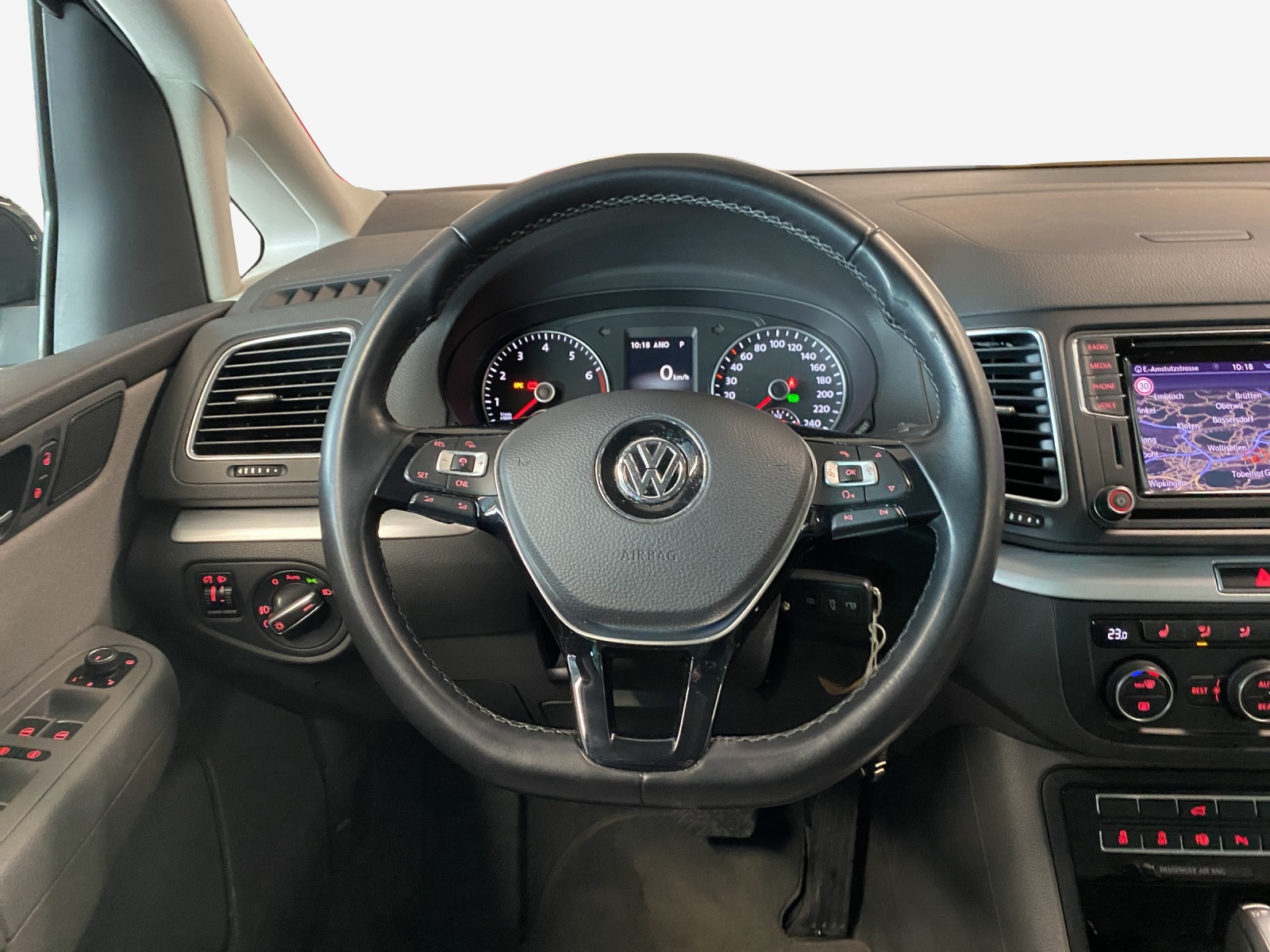 VW Sharan 1.4 TSI BlMT Comfortline DSG-image-9