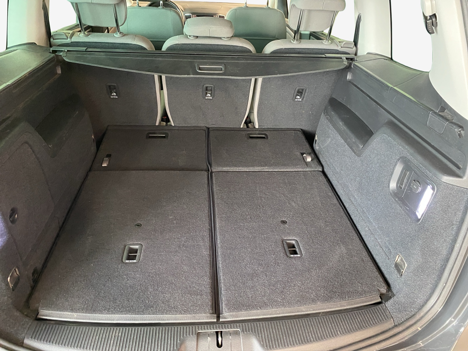 VW Sharan 1.4 TSI BlMT Comfortline DSG-image-12