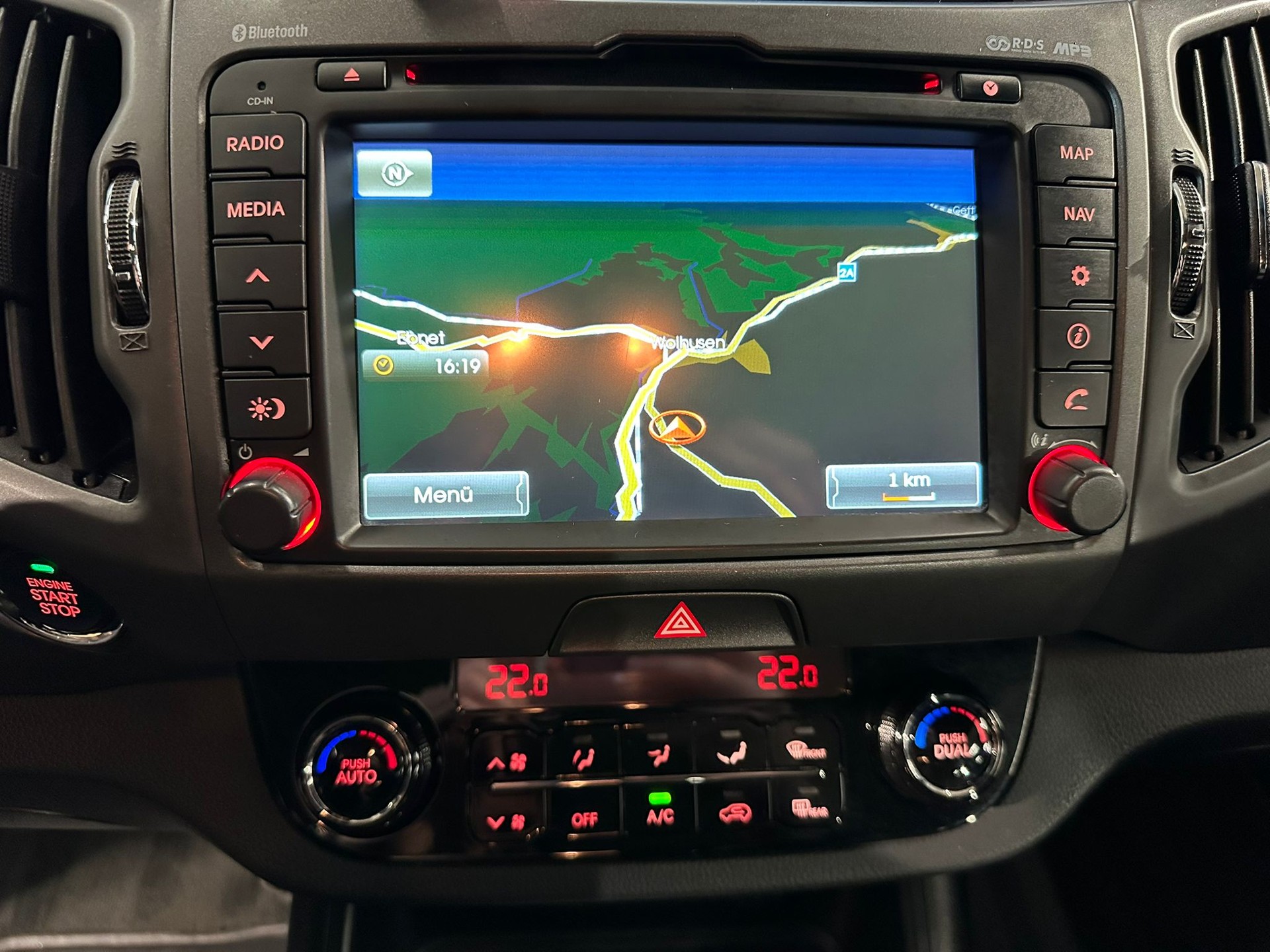 KIA Sportage 2.0 CRDi Trend 4WD Automatic-image-18