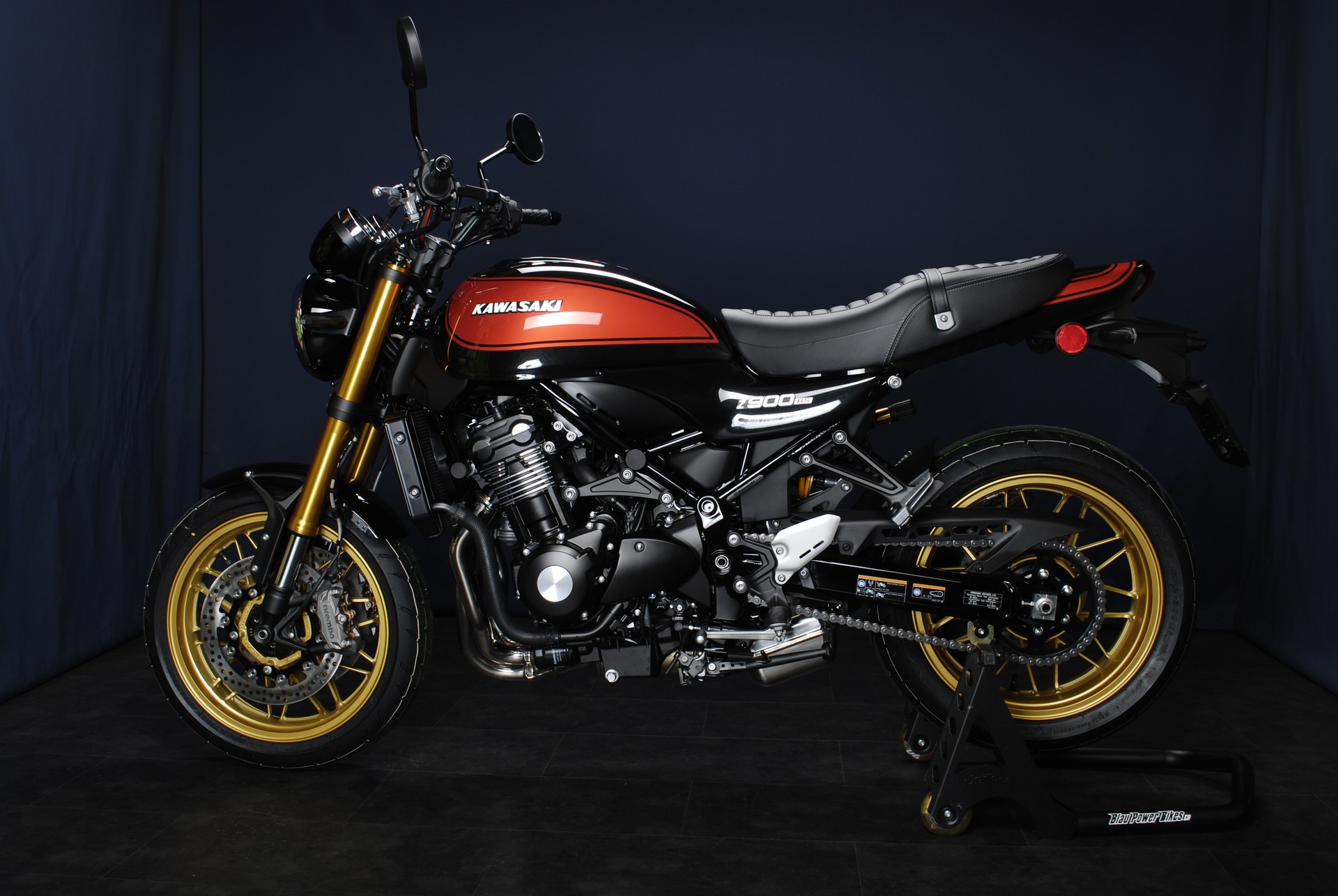 KAWASAKI Z 900 RS SE MY26-image-8