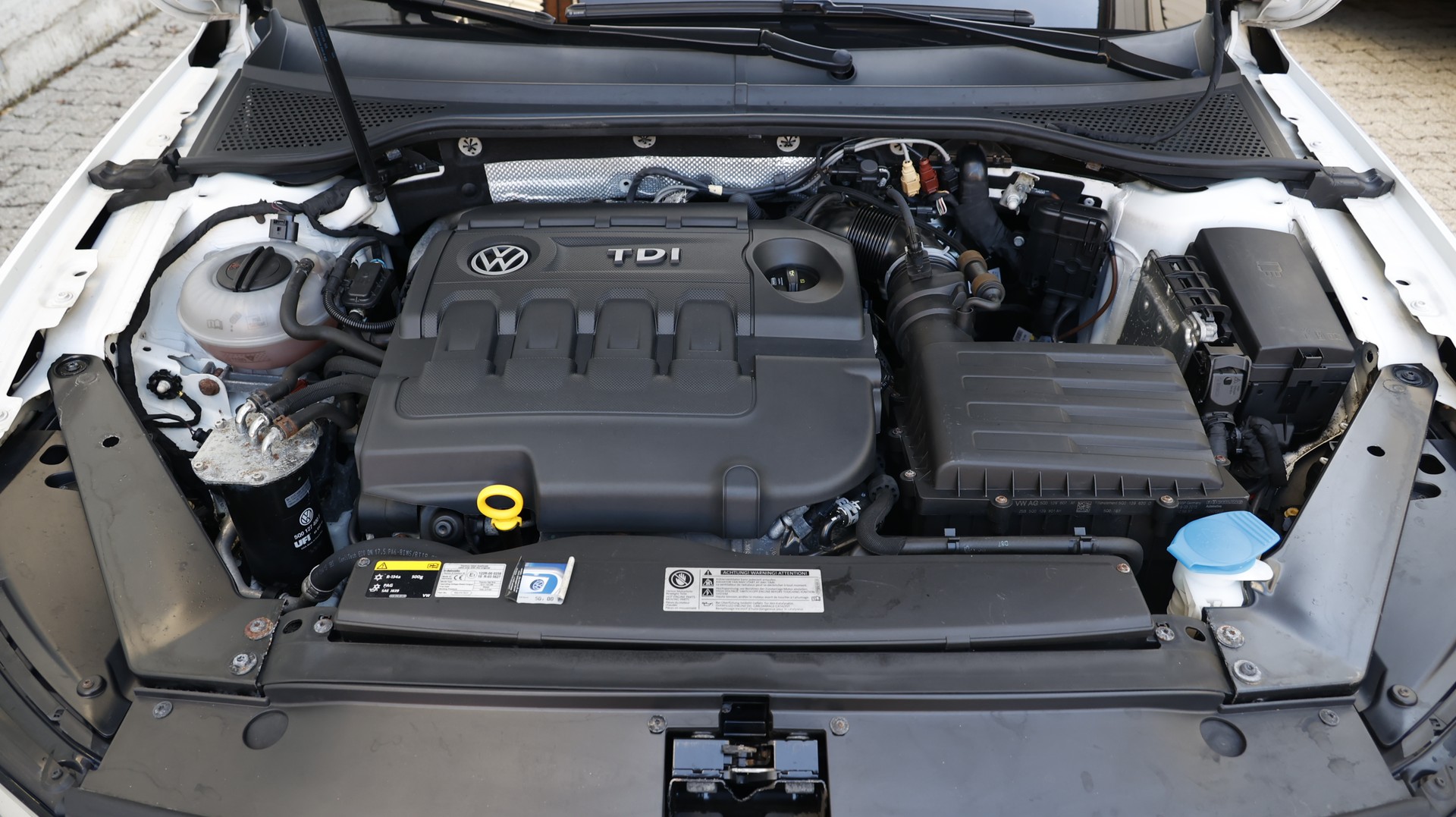VW Passat Variant 2.0 TDI BMT Comfortline DSG 4Motion-image-28
