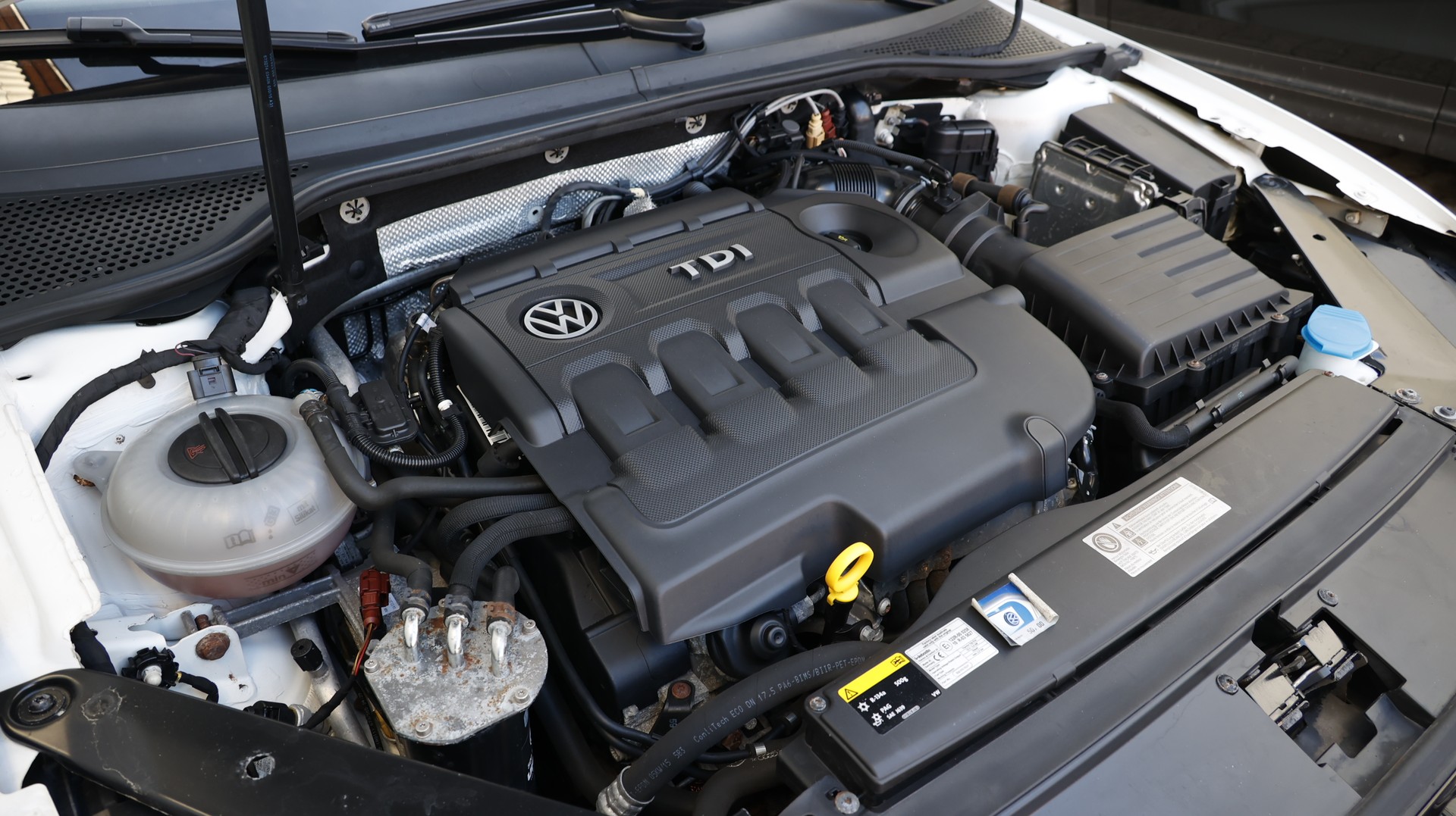 VW Passat Variant 2.0 TDI BMT Comfortline DSG 4Motion-image-29