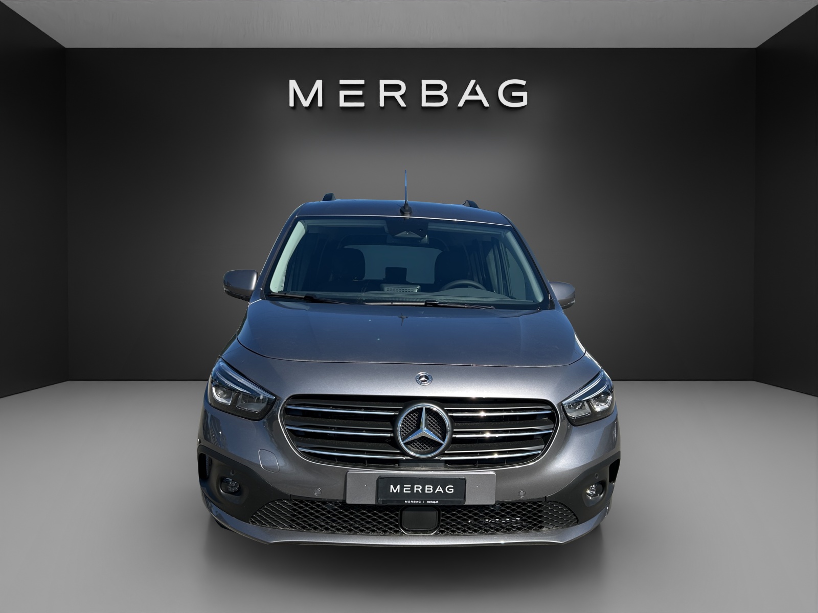 MERCEDES-BENZ T-Klasse 180D Progressive Automat-image-1