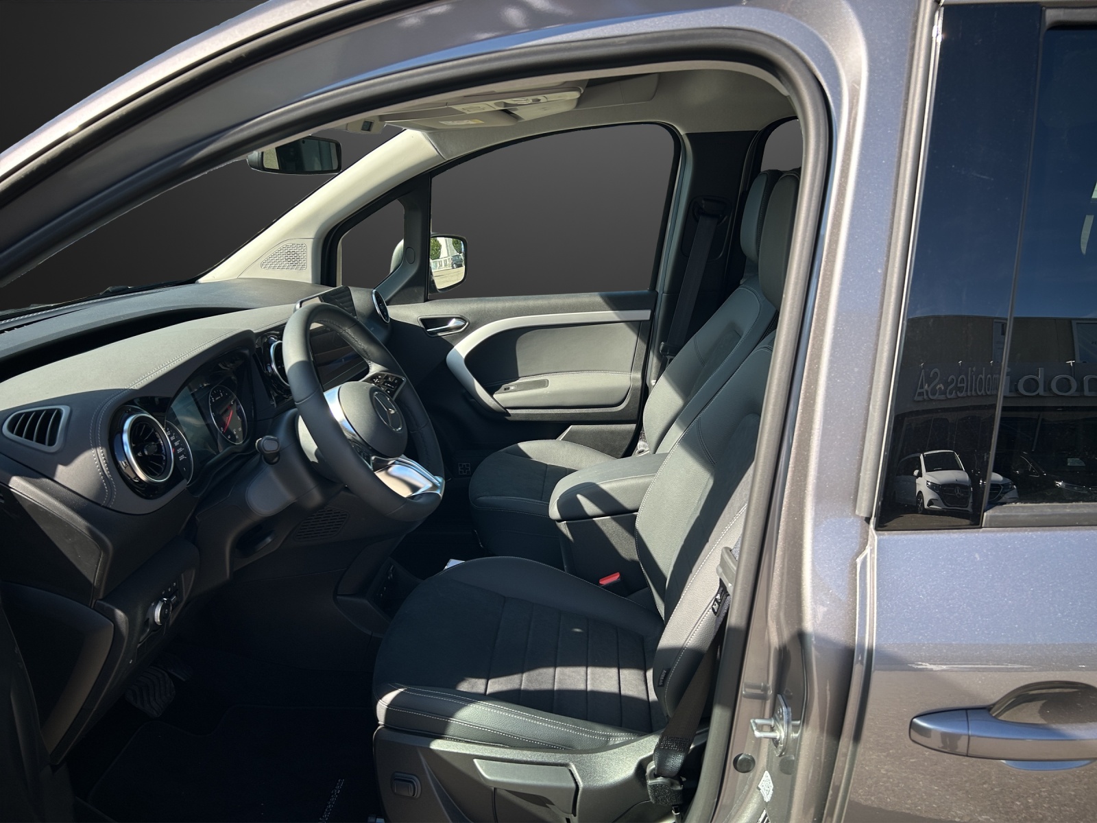 MERCEDES-BENZ T-Klasse 180D Progressive Automat-image-9