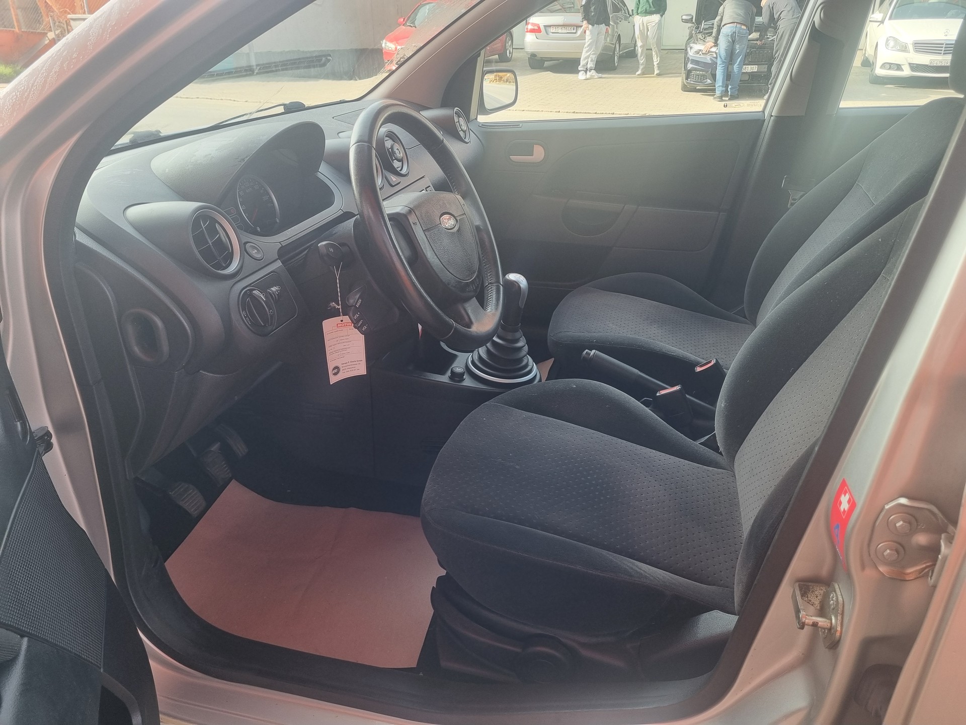 FORD Fiesta 1.4 TDCi Trend-image-7