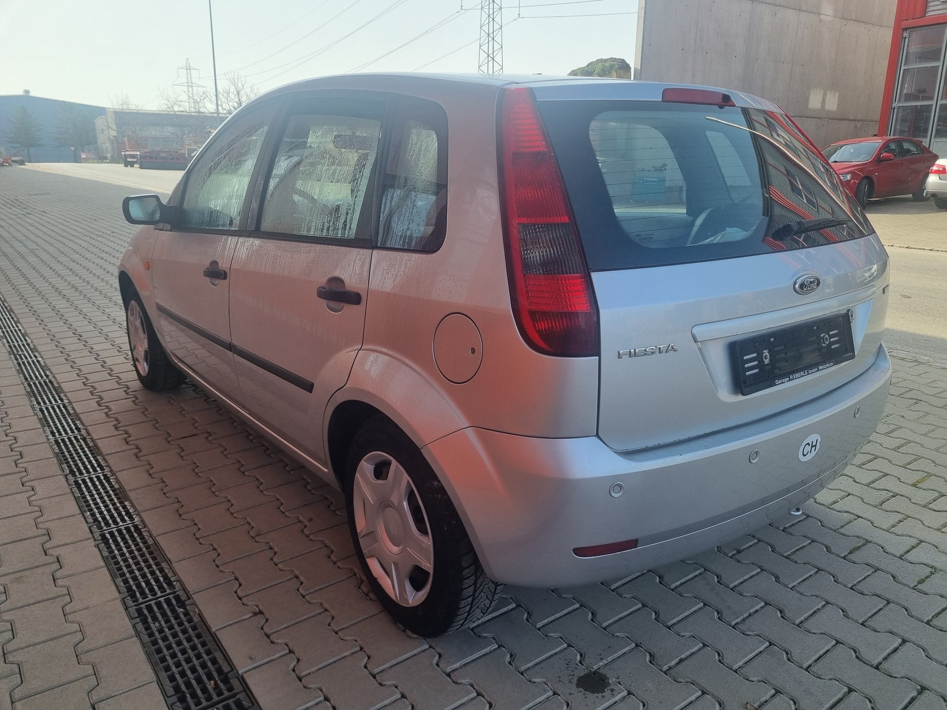 FORD Fiesta 1.4 TDCi Trend-image-2