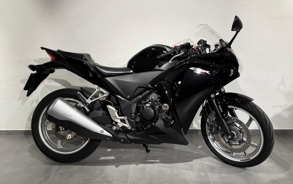 HONDA CBR 250 RA