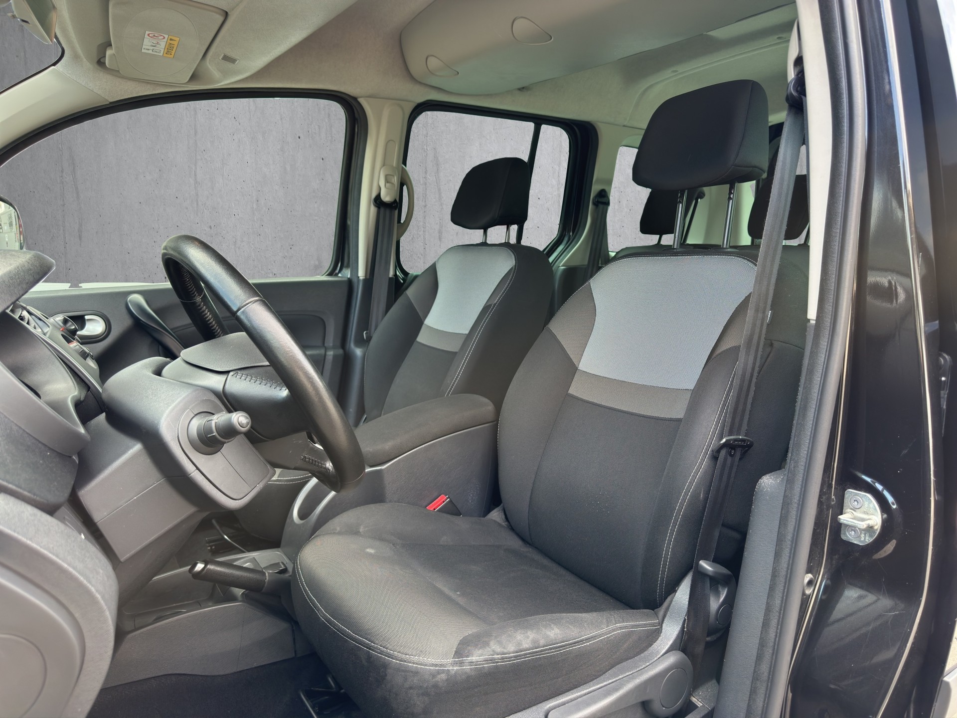 RENAULT Kangoo Kombi 1.2 TCe 115 Zen+-image-10