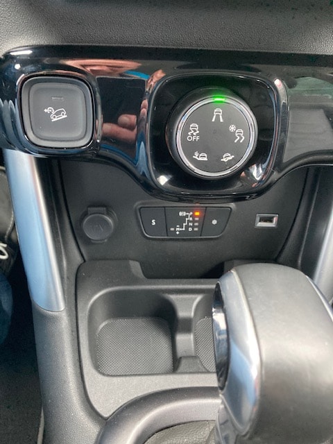 CITROEN C3 Aircross 1.2i PureTech Shine EAT-image-13