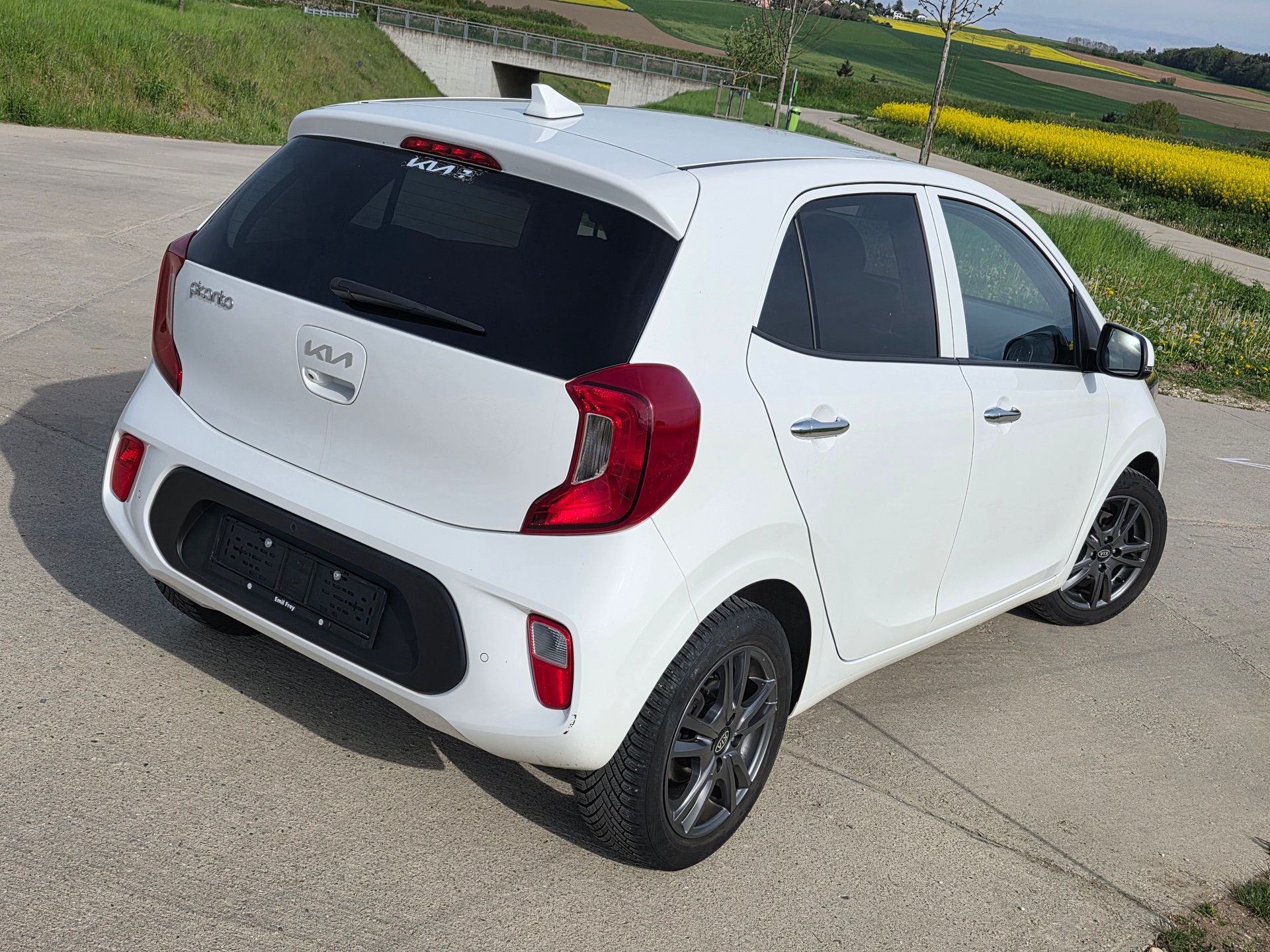 KIA Picanto 1.0 CVVT First Edition AMT-image-3