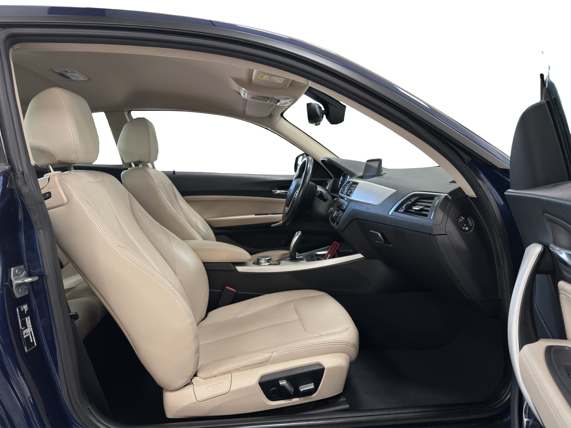 BMW 220d xDrive Steptronic-image-7