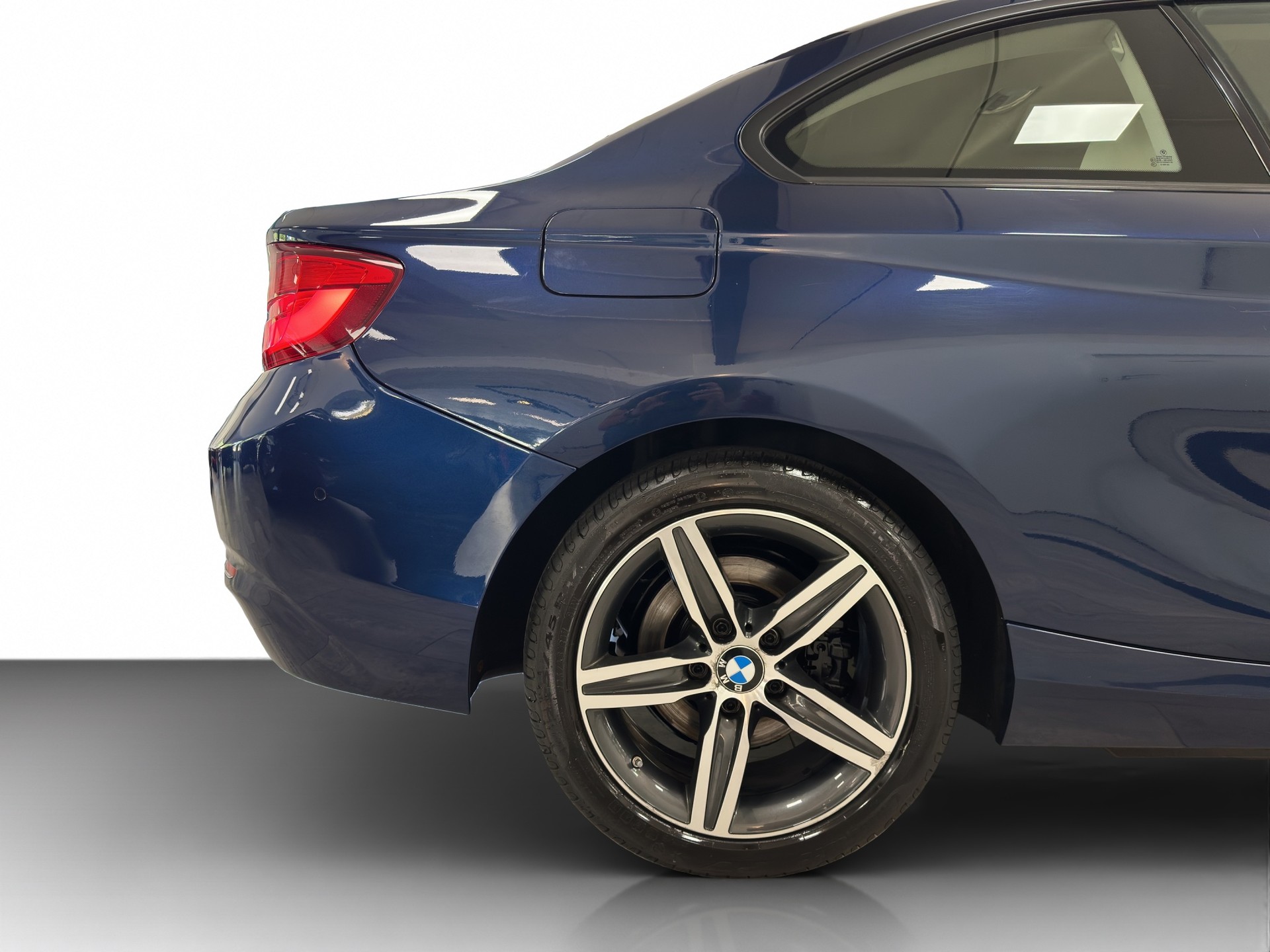 BMW 220d xDrive Steptronic-image-11
