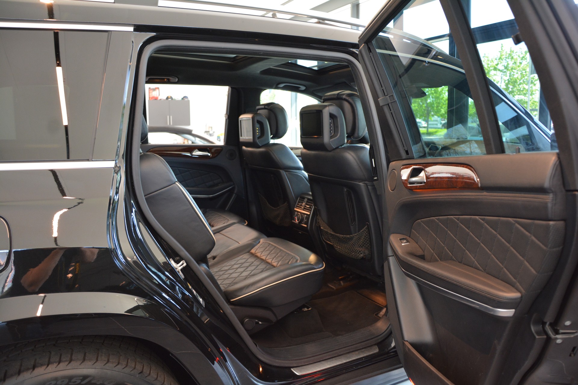 MERCEDES-BENZ GL 350 BlueTEC 4Matic 7G-TRONIC AMG-Line-image-13