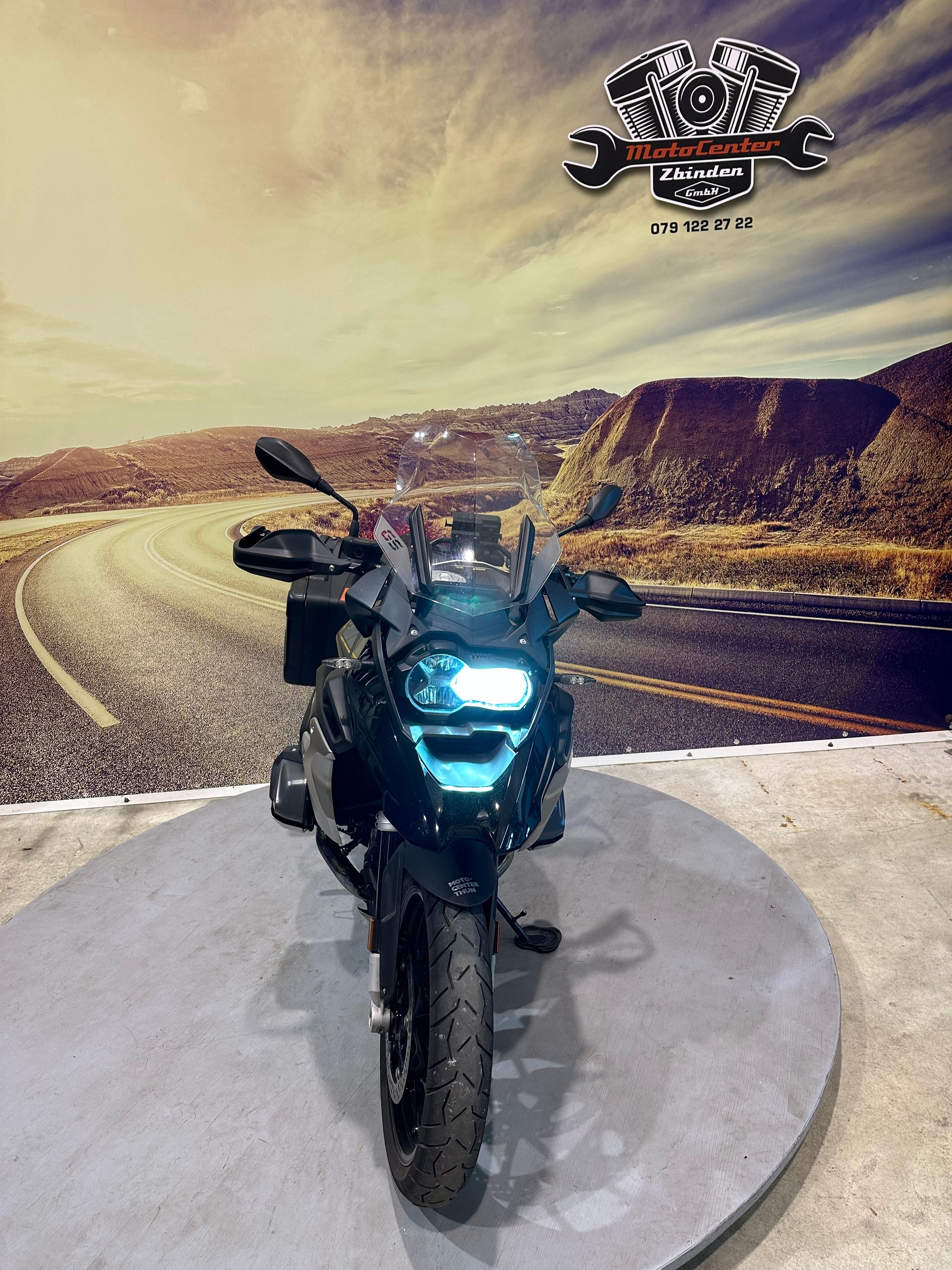 BMW R 1250 GS ABS mit Werkstieferlegung-image-2