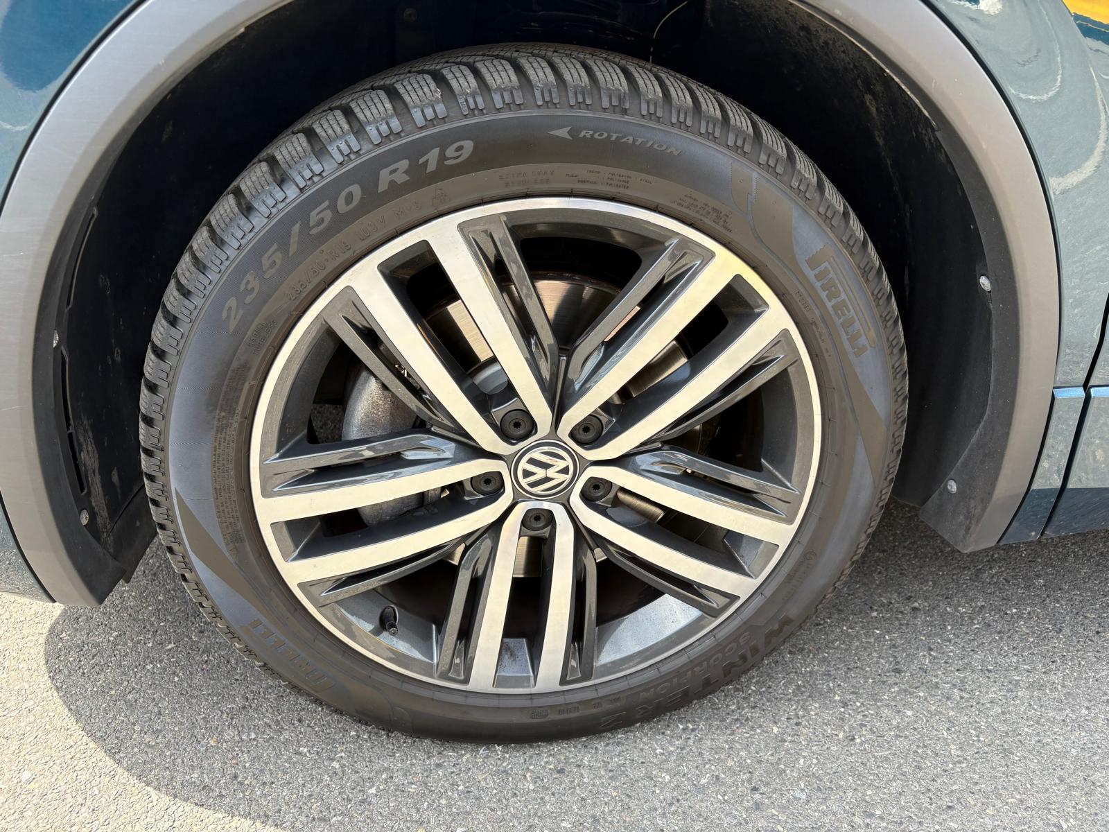 VW Tiguan 2.0TSI R-Line 4Motion DSG-image-13
