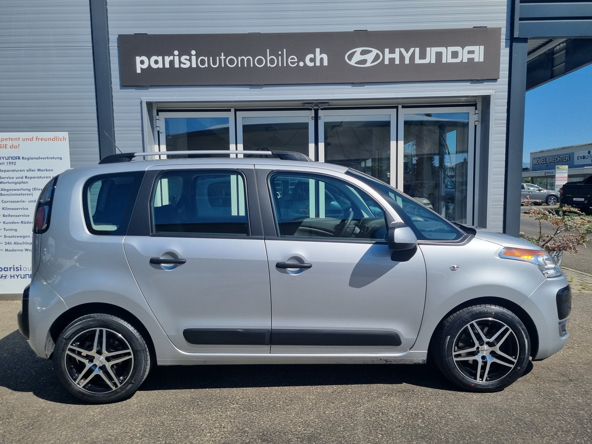 CITROEN C3 Picasso 1.6i 16V Swiss Style-image-3