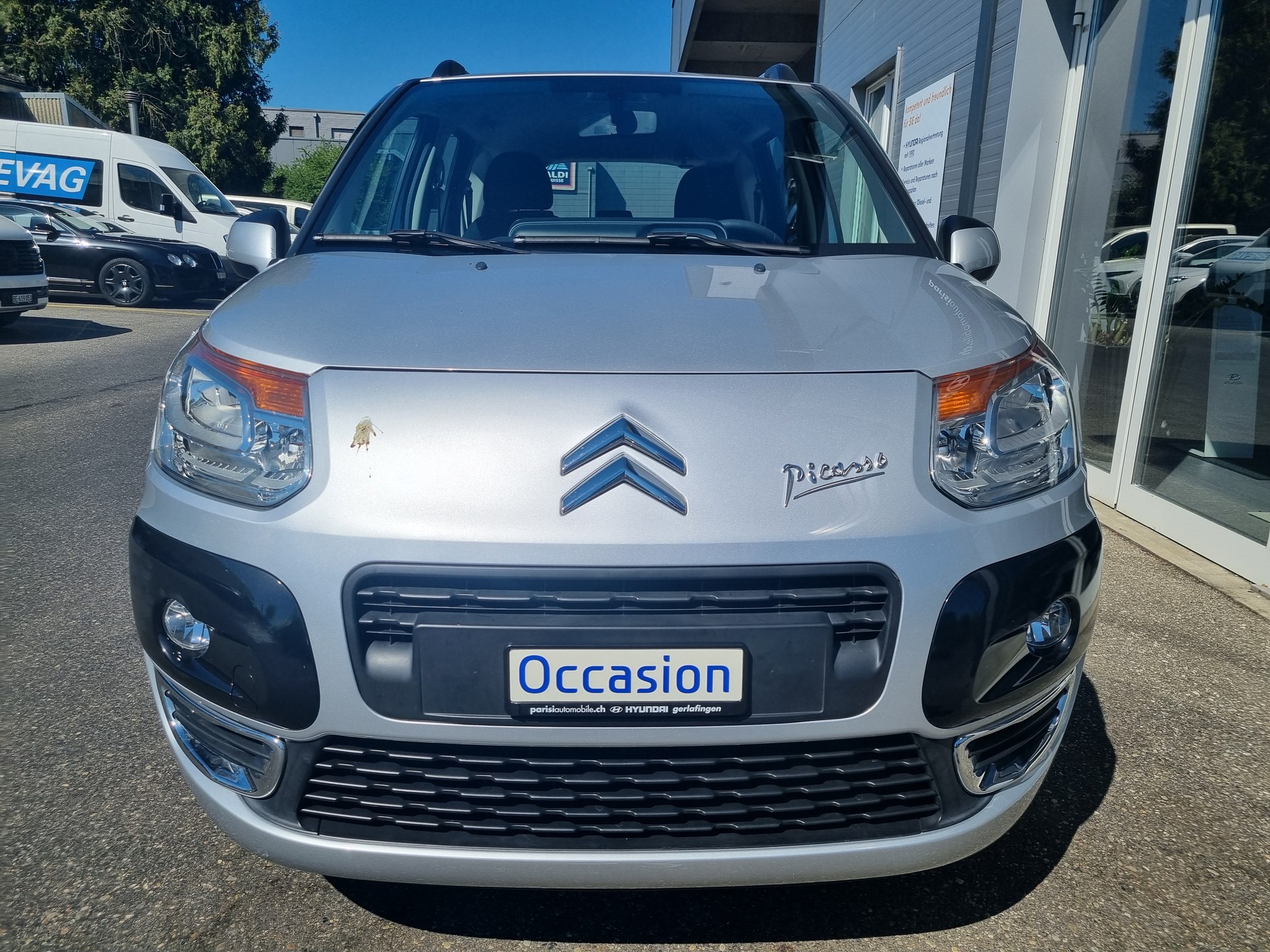 CITROEN C3 Picasso 1.6i 16V Swiss Style-image-1