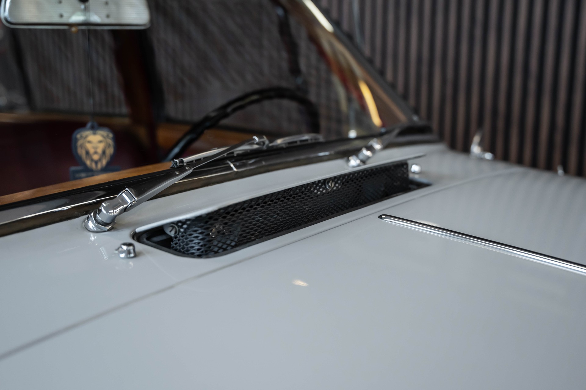 JAGUAR MK II 240 Overdrive-image-25