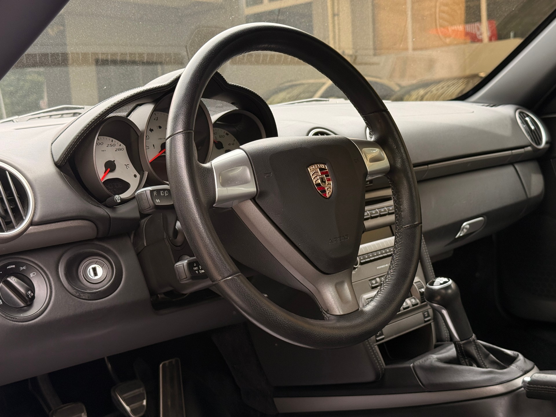 PORSCHE Cayman 2.7-image-8