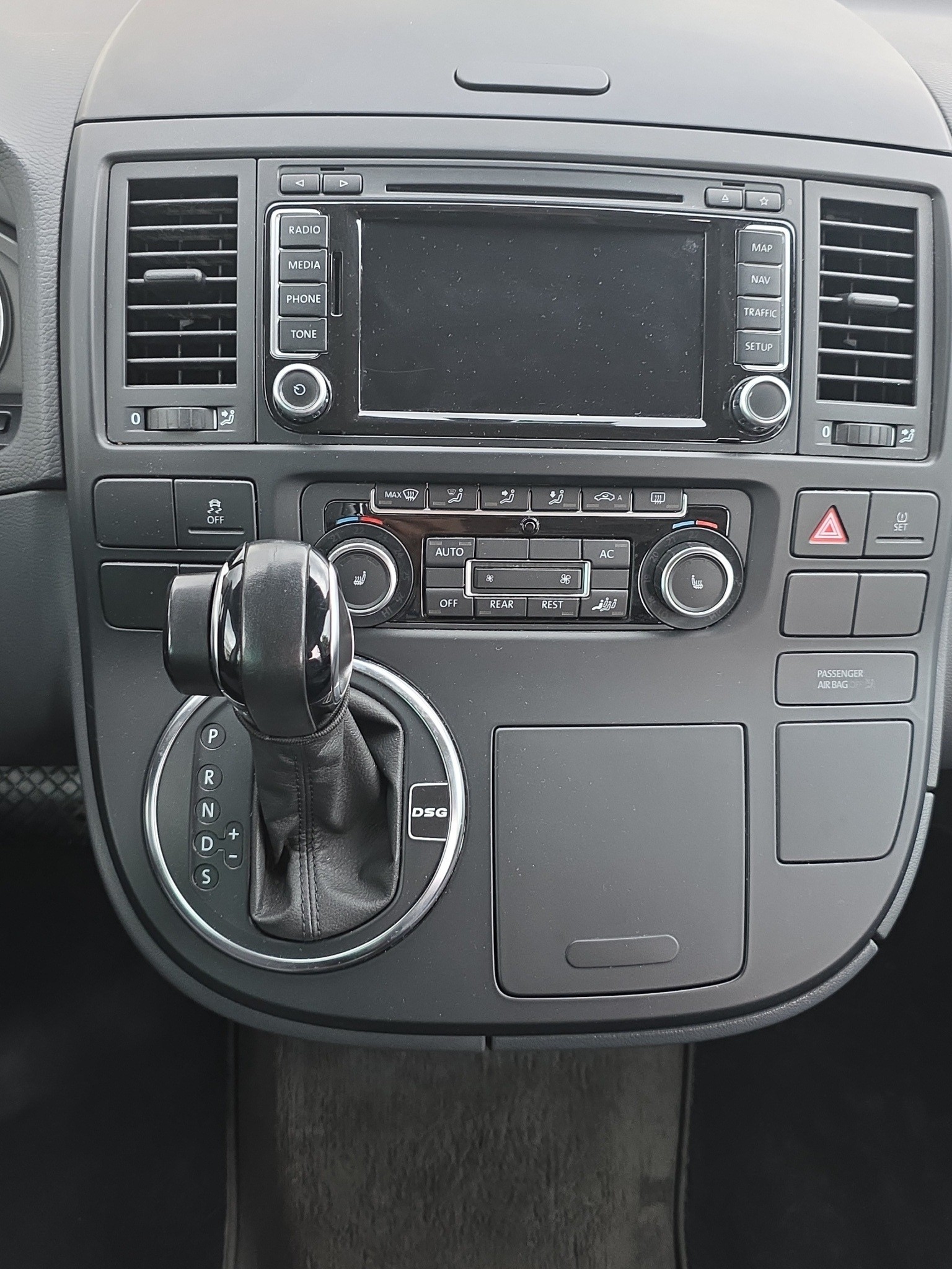 VW T5 Multivan 2.0 Bi-TDI CR Highline DSG-image-11