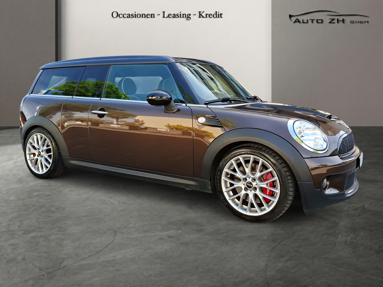 MINI Clubman Cooper John Cooper Works-image-2