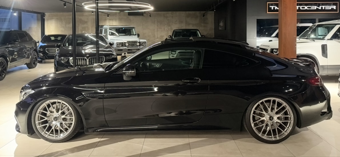 MERCEDES-BENZ C 63 AMG Speedshift-image-4