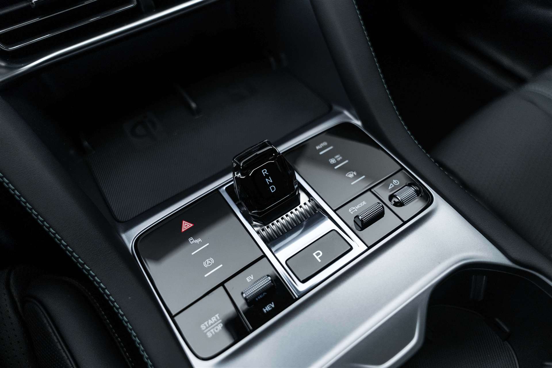 BYD Seal U DM-i PHEV Design AWD 324PS Automat-image-27