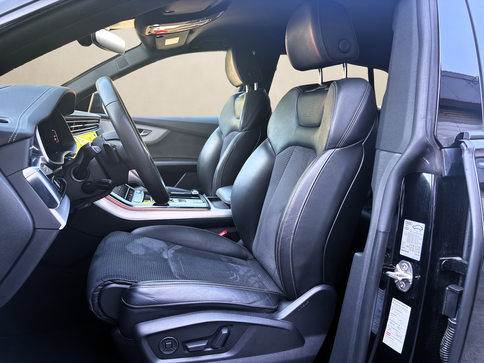 AUDI Q8 50 TDI quattro ❗ S-LINE❗tiptronic-image-8