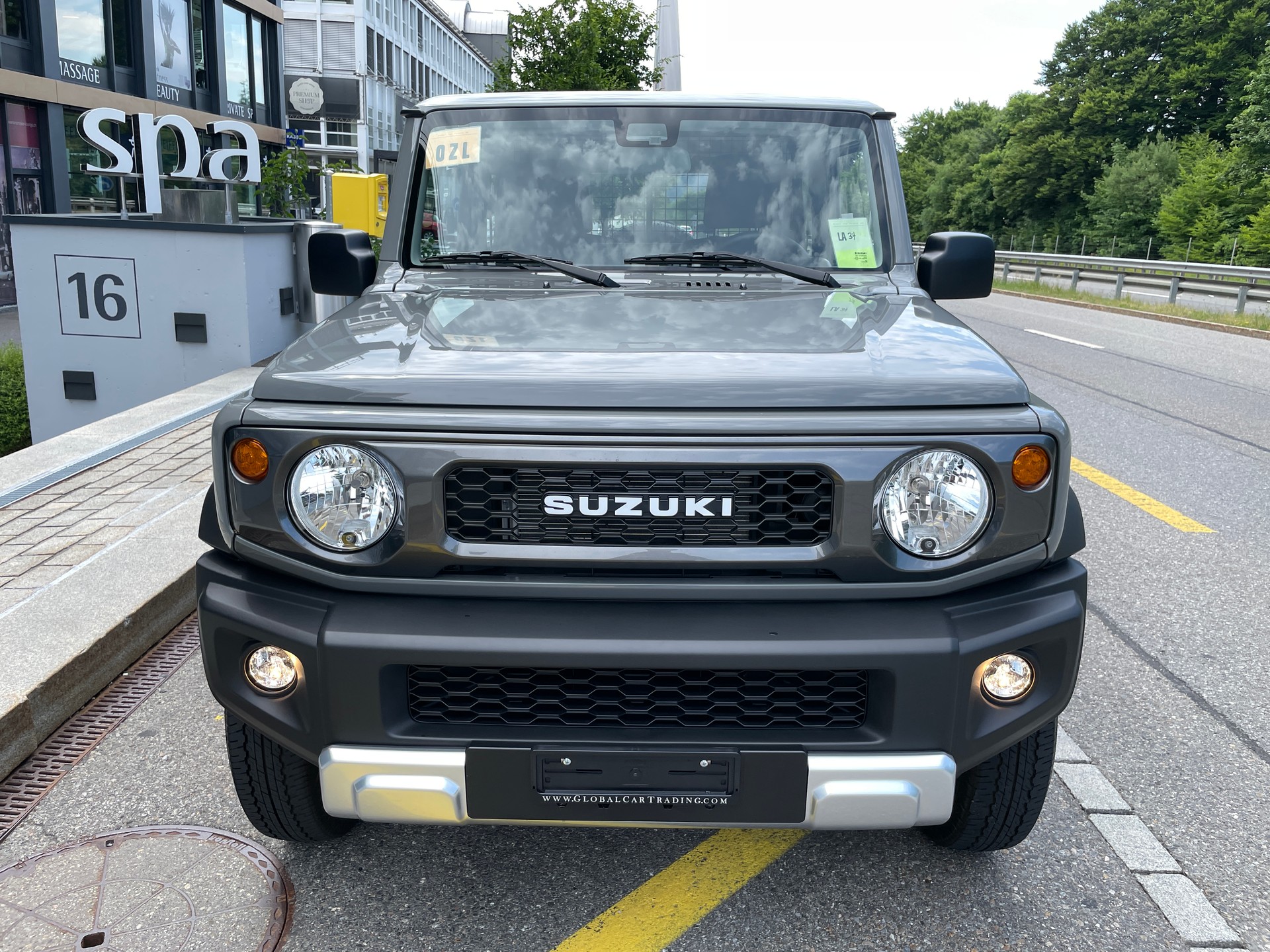 SUZUKI Jimny 1.5 Man 4x4 Horizon mit AHK-image-4