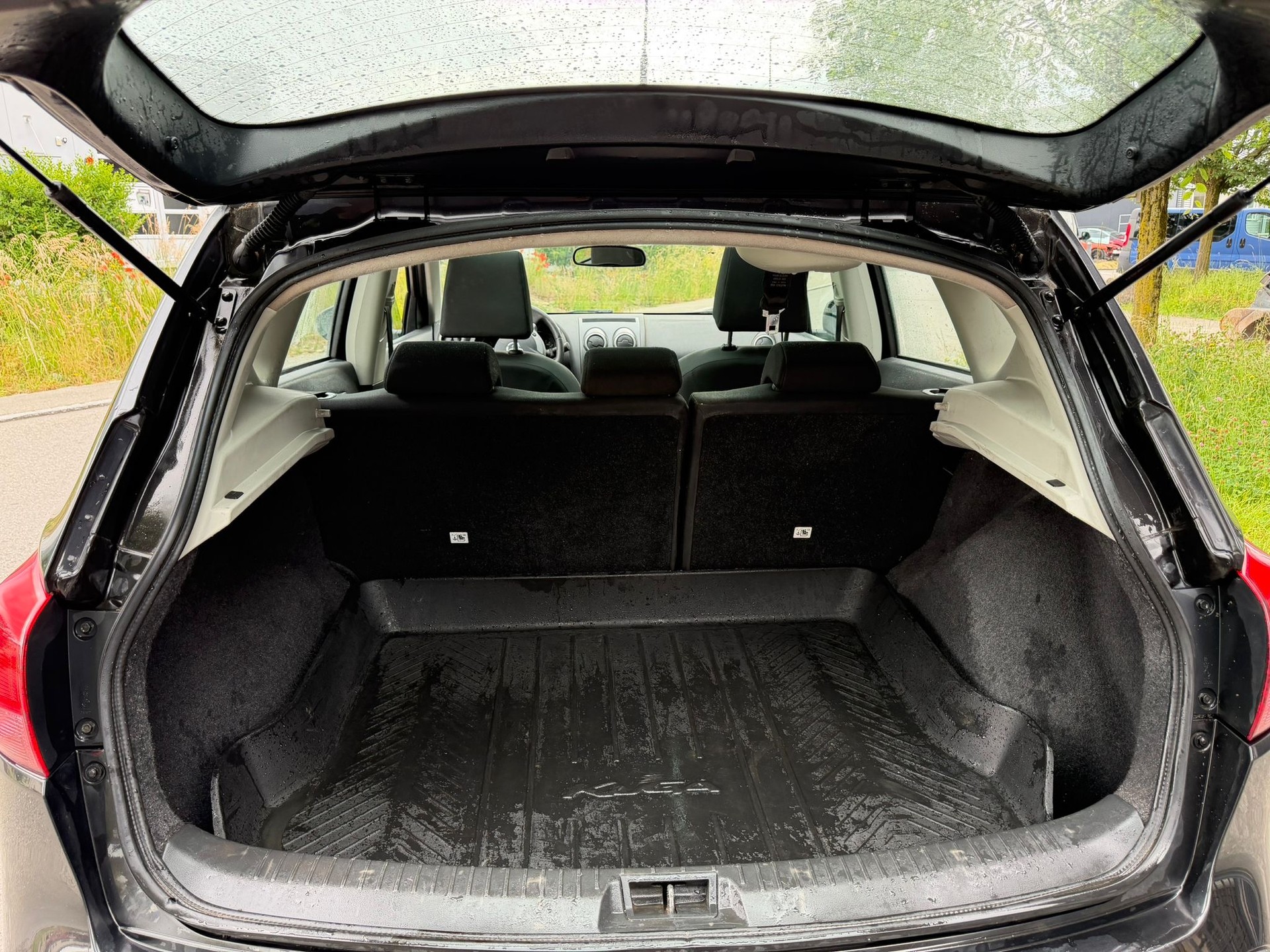 NISSAN Qashqai 2.0 dCi 4WD tekna Automatic-image-5
