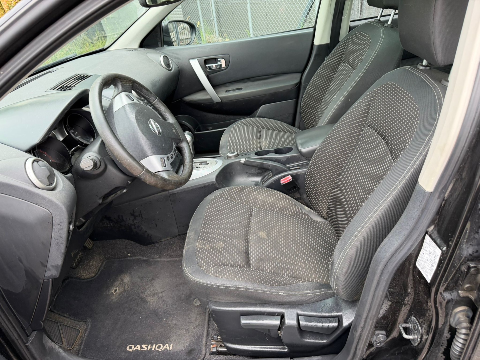 NISSAN Qashqai 2.0 dCi 4WD tekna Automatic-image-7
