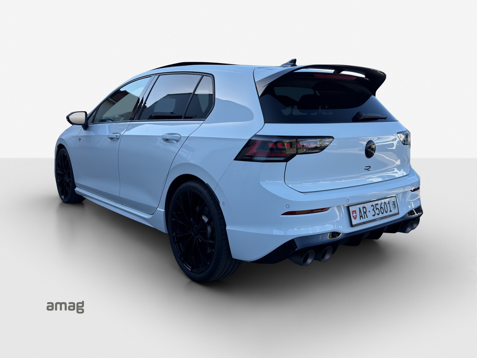 VW Golf 2.0 TSI R Black Edition DSG 4 Motion-showroom-element-2