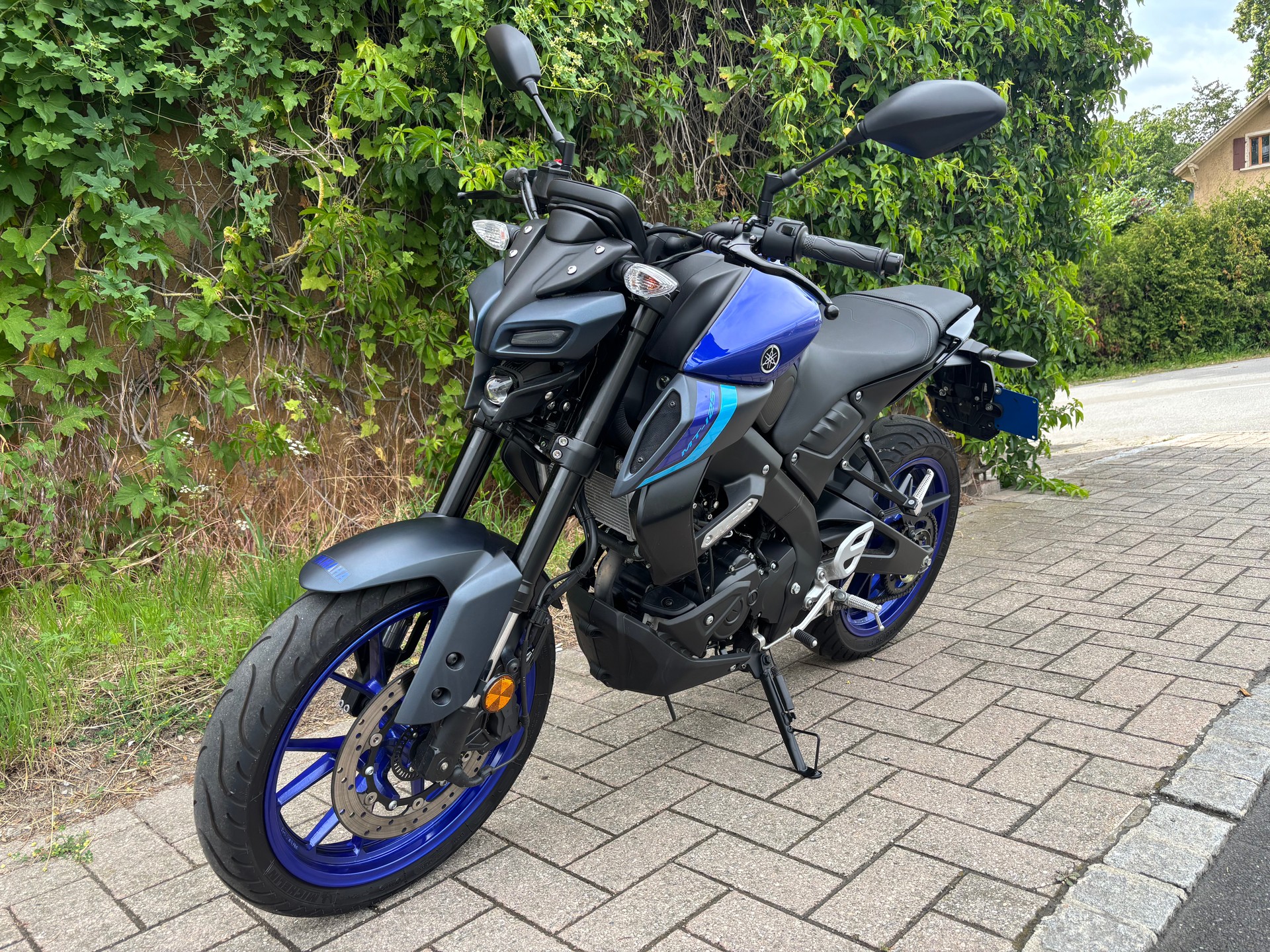 YAMAHA MT-125 ABS-image-3