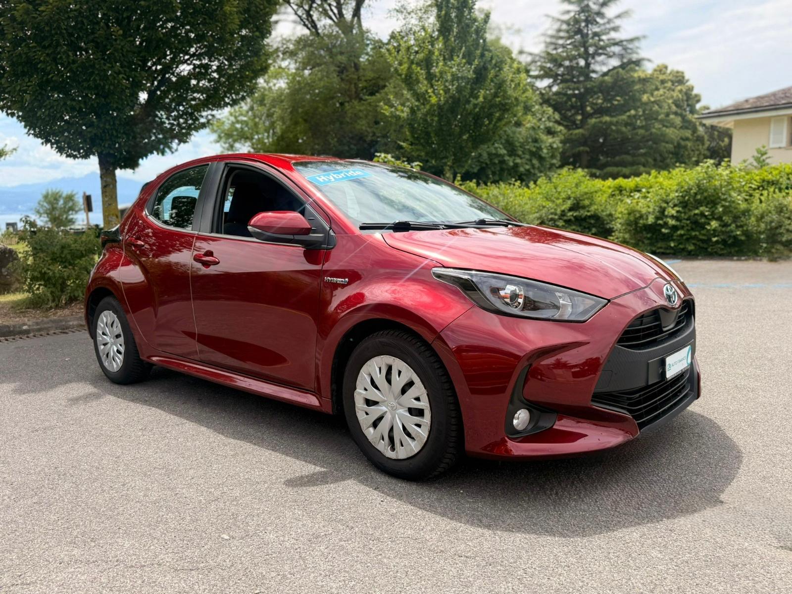 TOYOTA Yaris 1.5 Style e-CVT-image-5