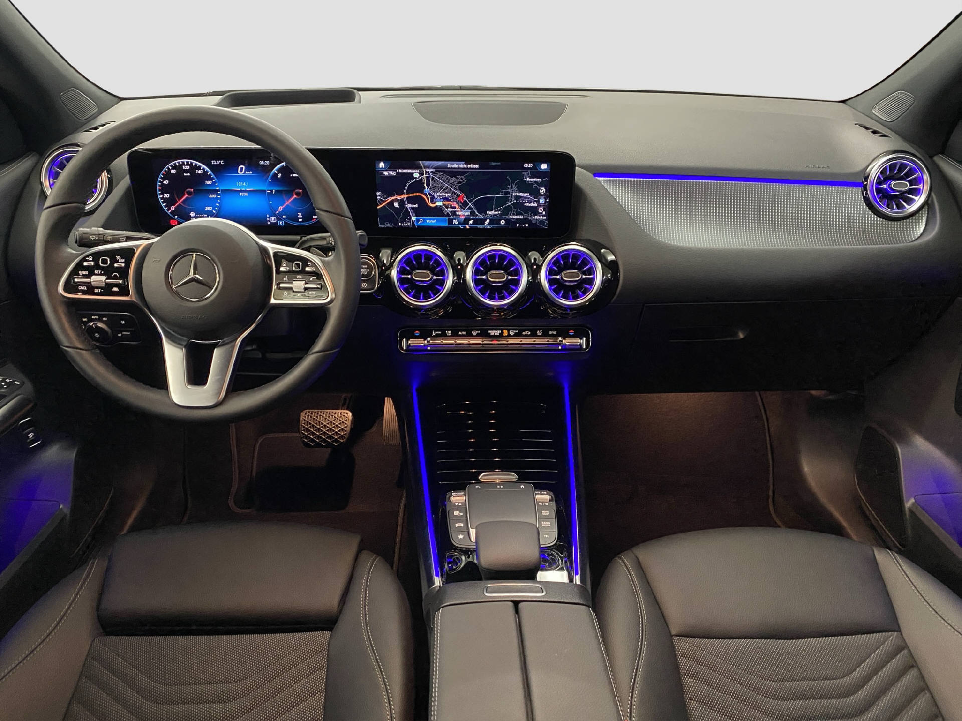 MERCEDES-BENZ GLA 200 d Progressive 4MATIC-image-9
