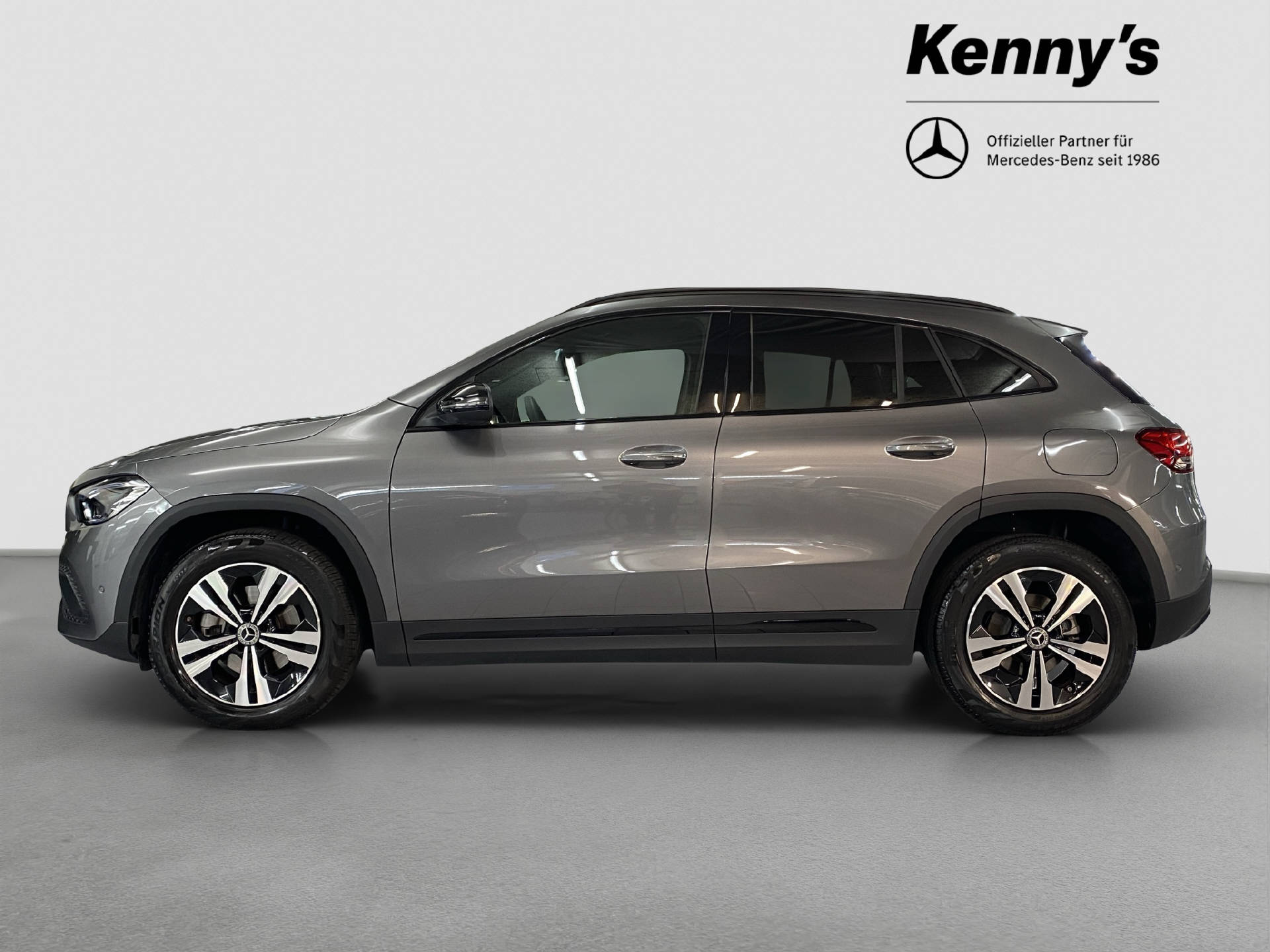 MERCEDES-BENZ GLA 200 d Progressive 4MATIC-showroom-element-2