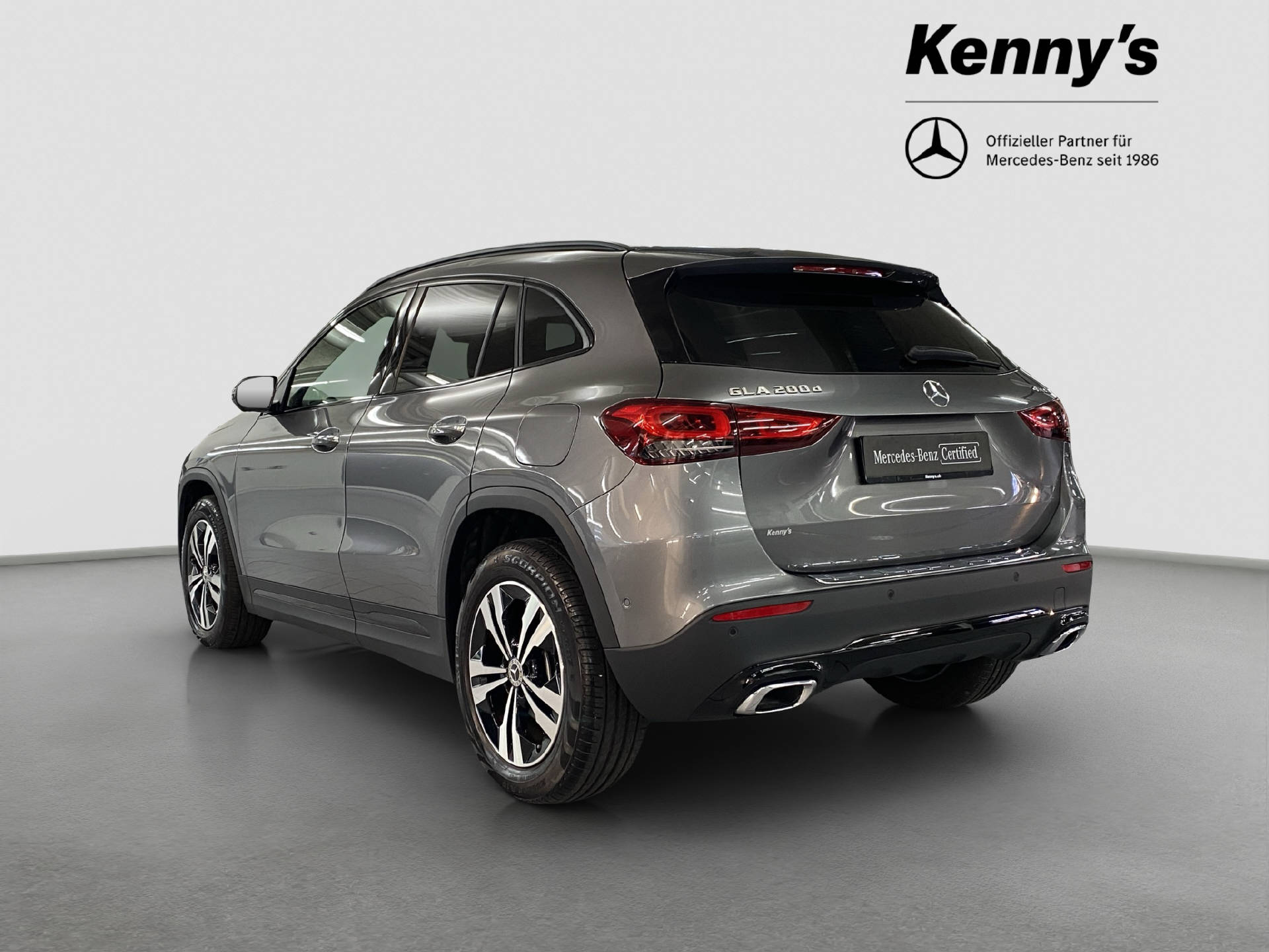 MERCEDES-BENZ GLA 200 d Progressive 4MATIC-showroom-element-3