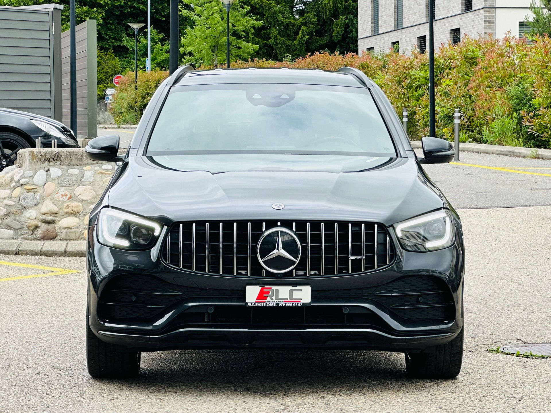 MERCEDES-BENZ GLC 43 AMG 4Matic 9G-Tronic-showroom-element-3