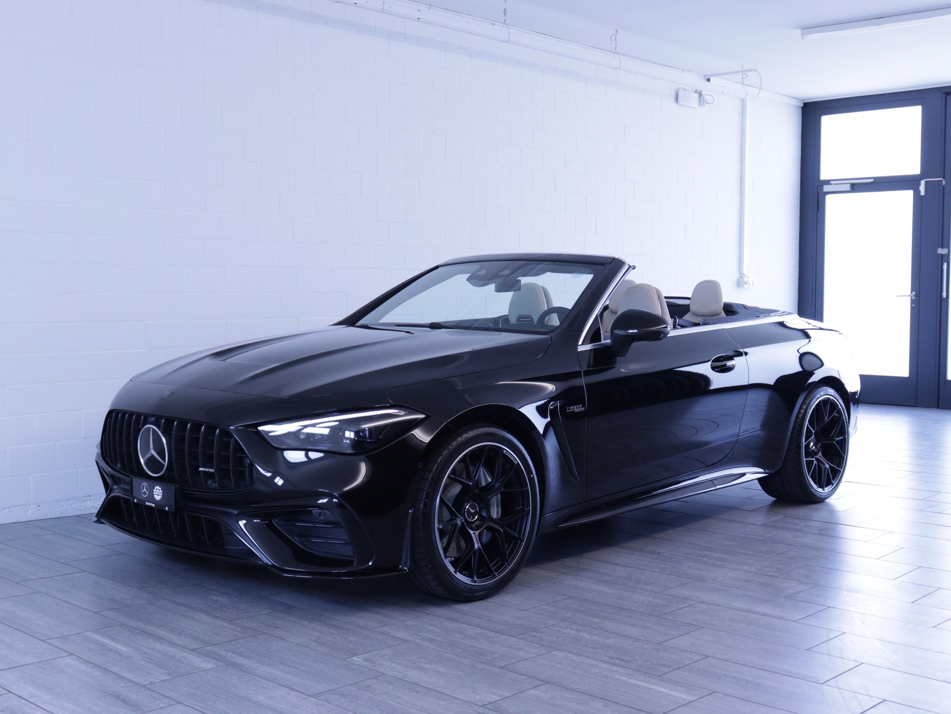 MERCEDES-BENZ CLE 53 AMG 4matic+ Cabriolet