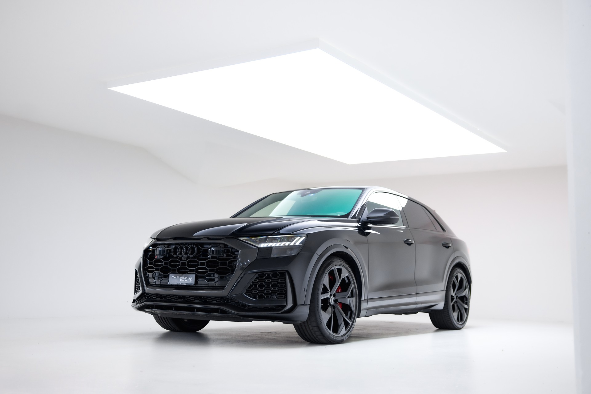 AUDI RSQ8 quattro tiptronic
