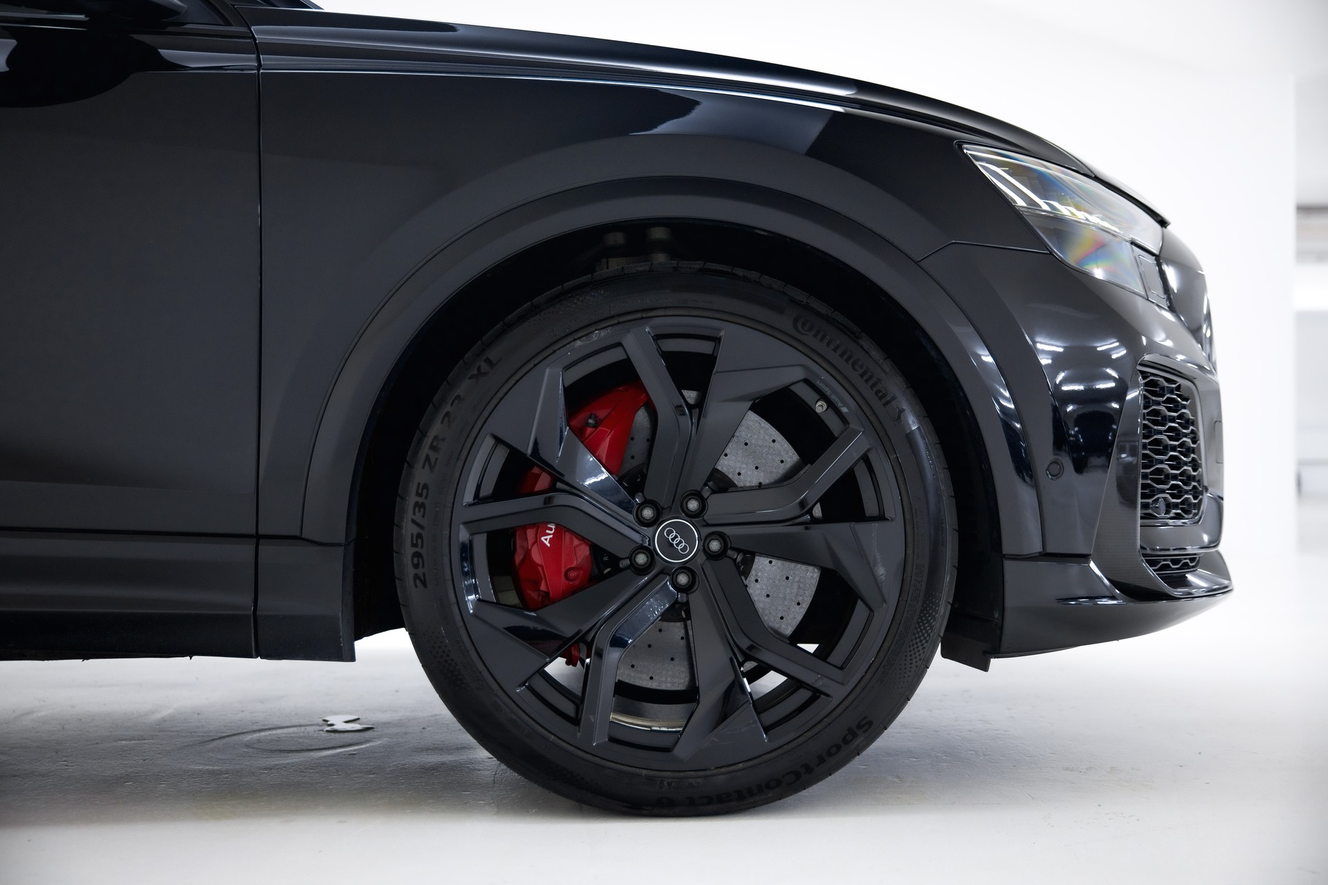 AUDI RSQ8 quattro tiptronic-image-13