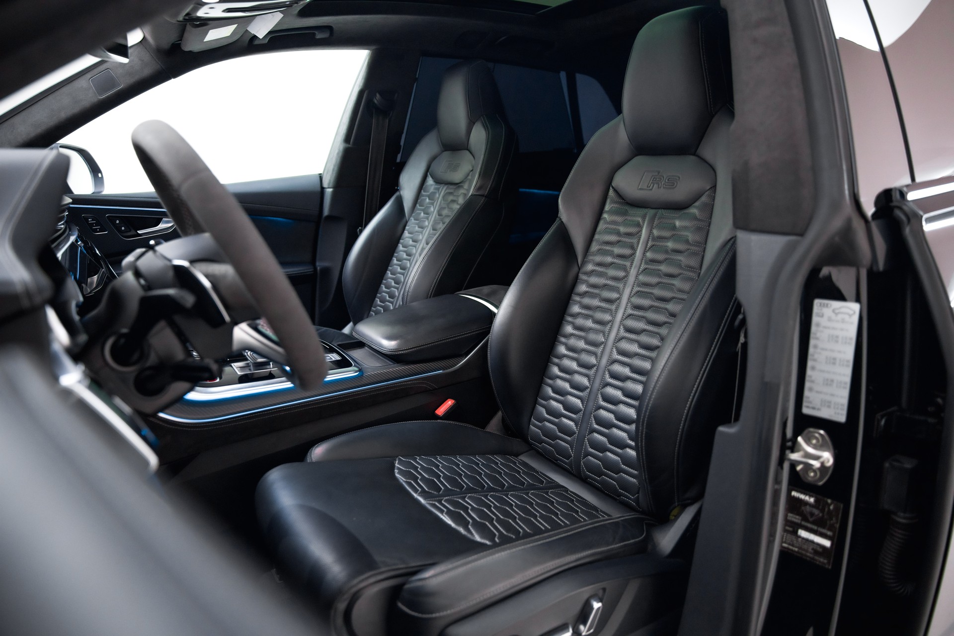 AUDI RSQ8 quattro tiptronic-image-20