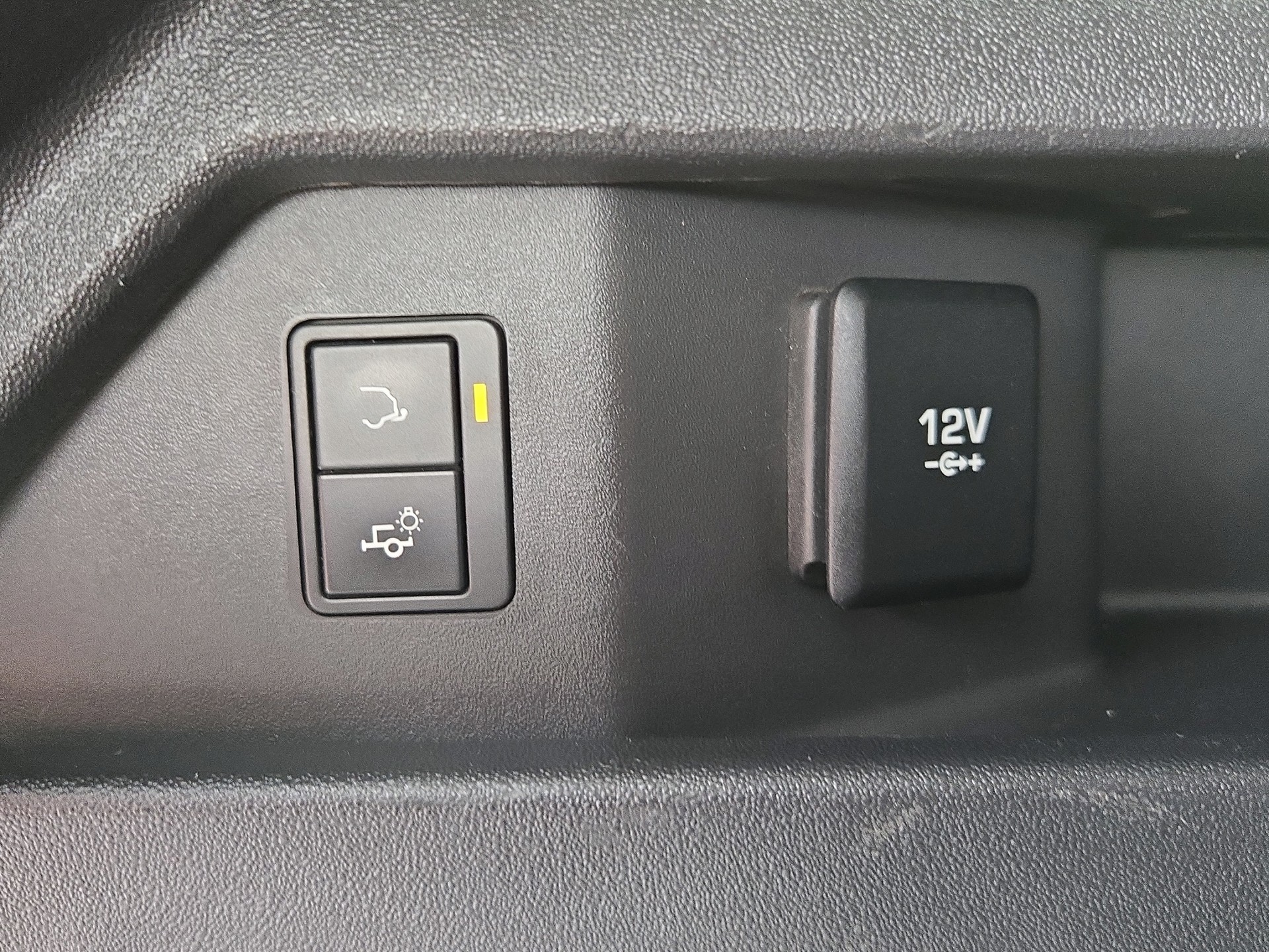 LAND ROVER Sp-image-11